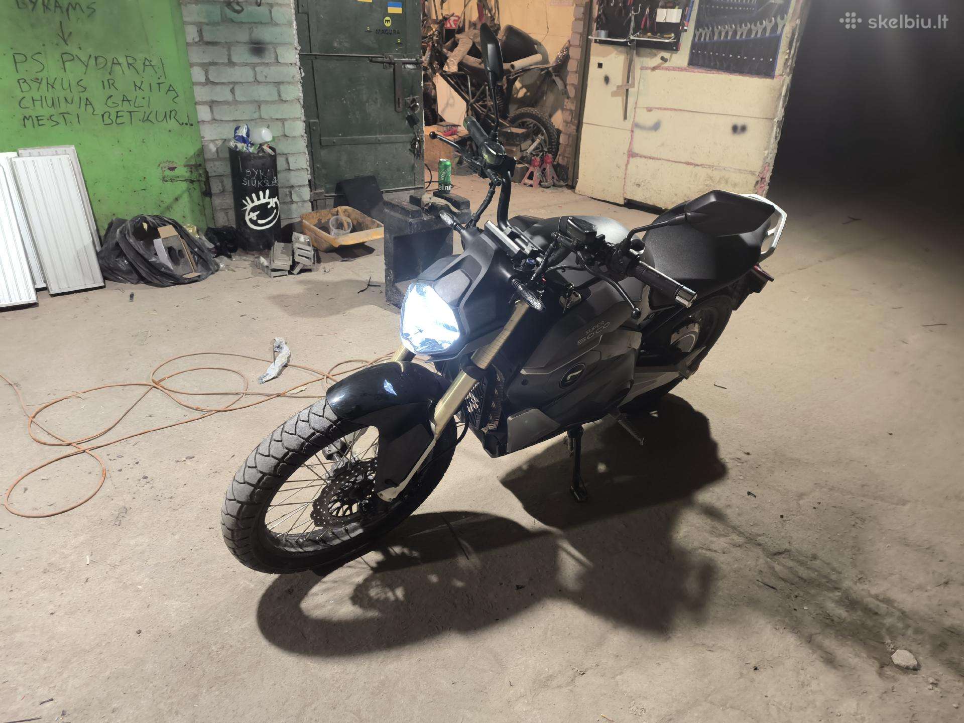Smarkiai modifikuotas mopedas soco