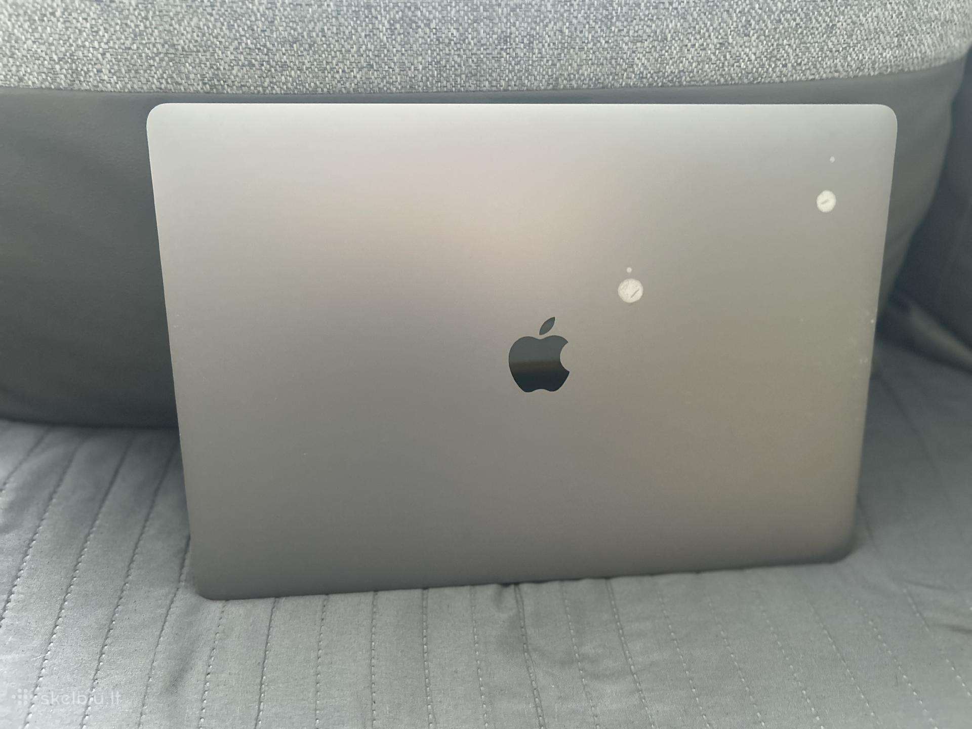 MacBook