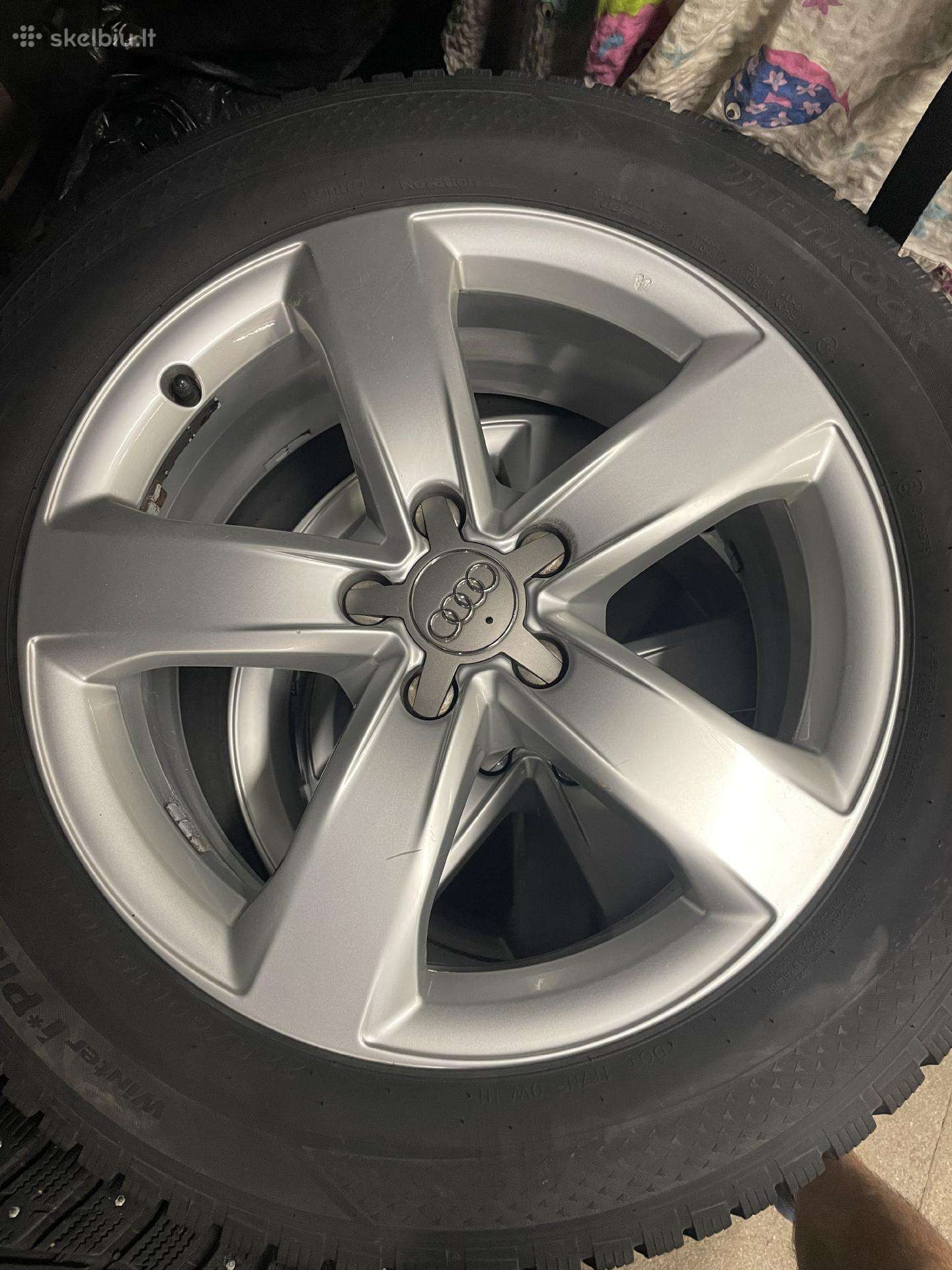 Audi Q5 žieminiai ratai su padangomis! R18