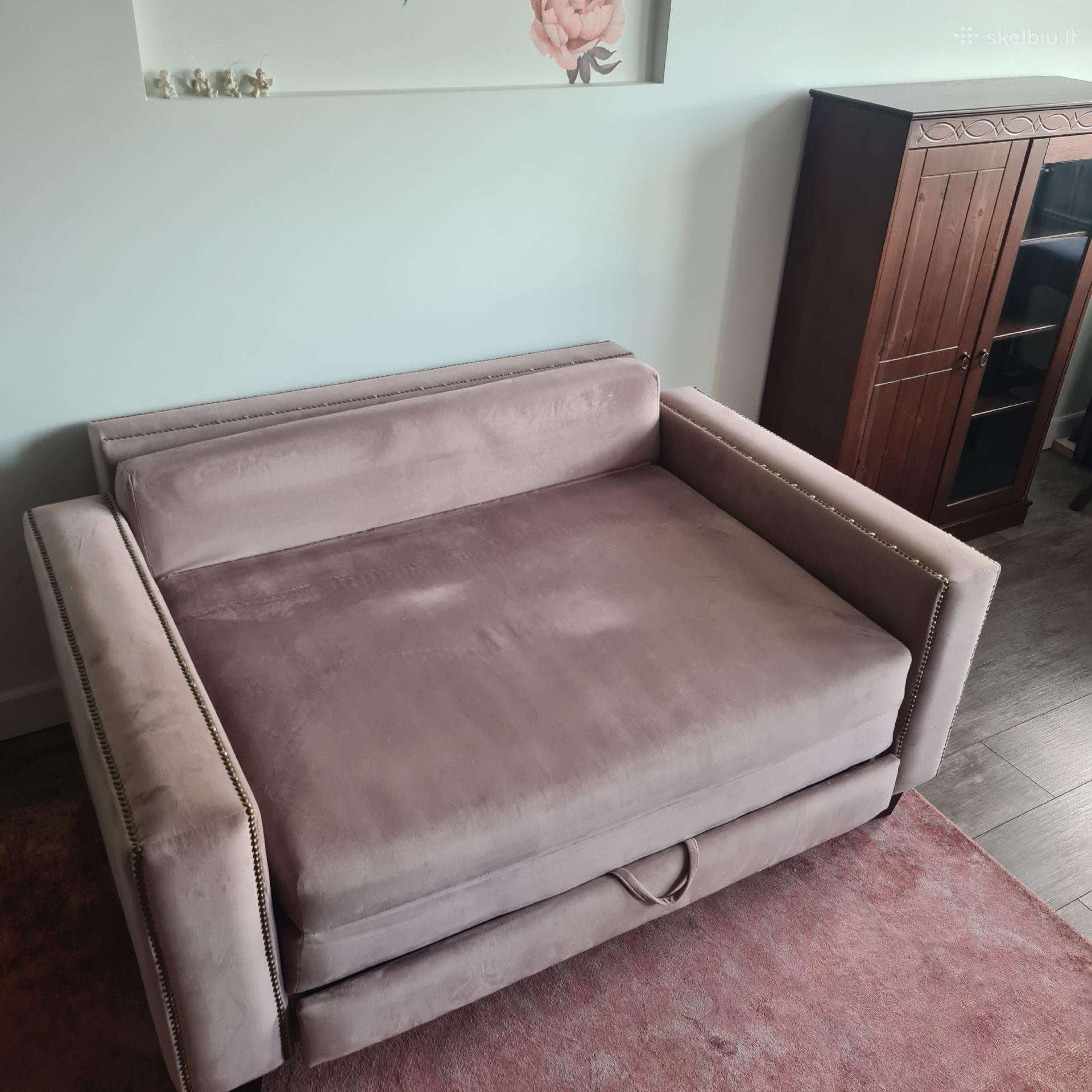 Sofa-lova