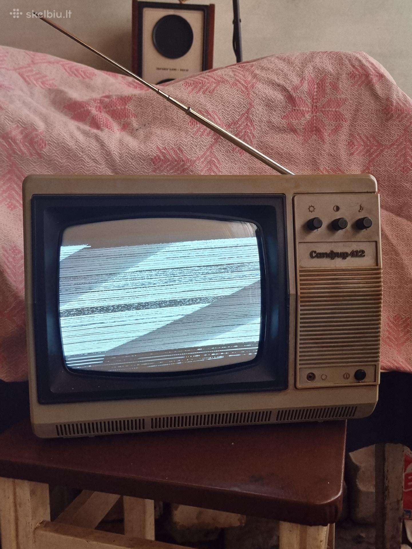 Vintažinis tarybinis televizorius Sapfir-412