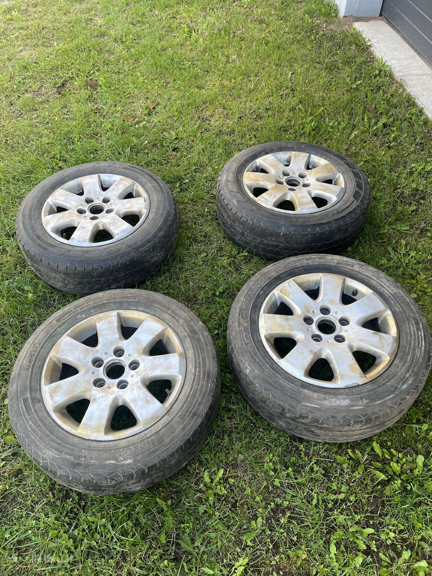 Padangos uždėtos buvo ant VW T5.1