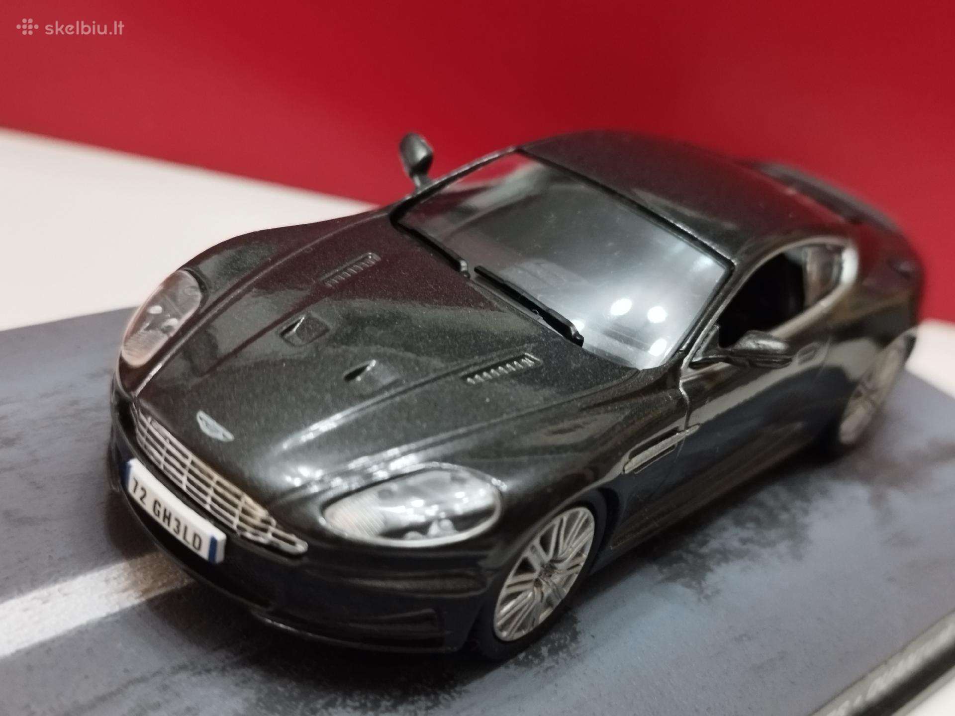 Aston Martin Dbs