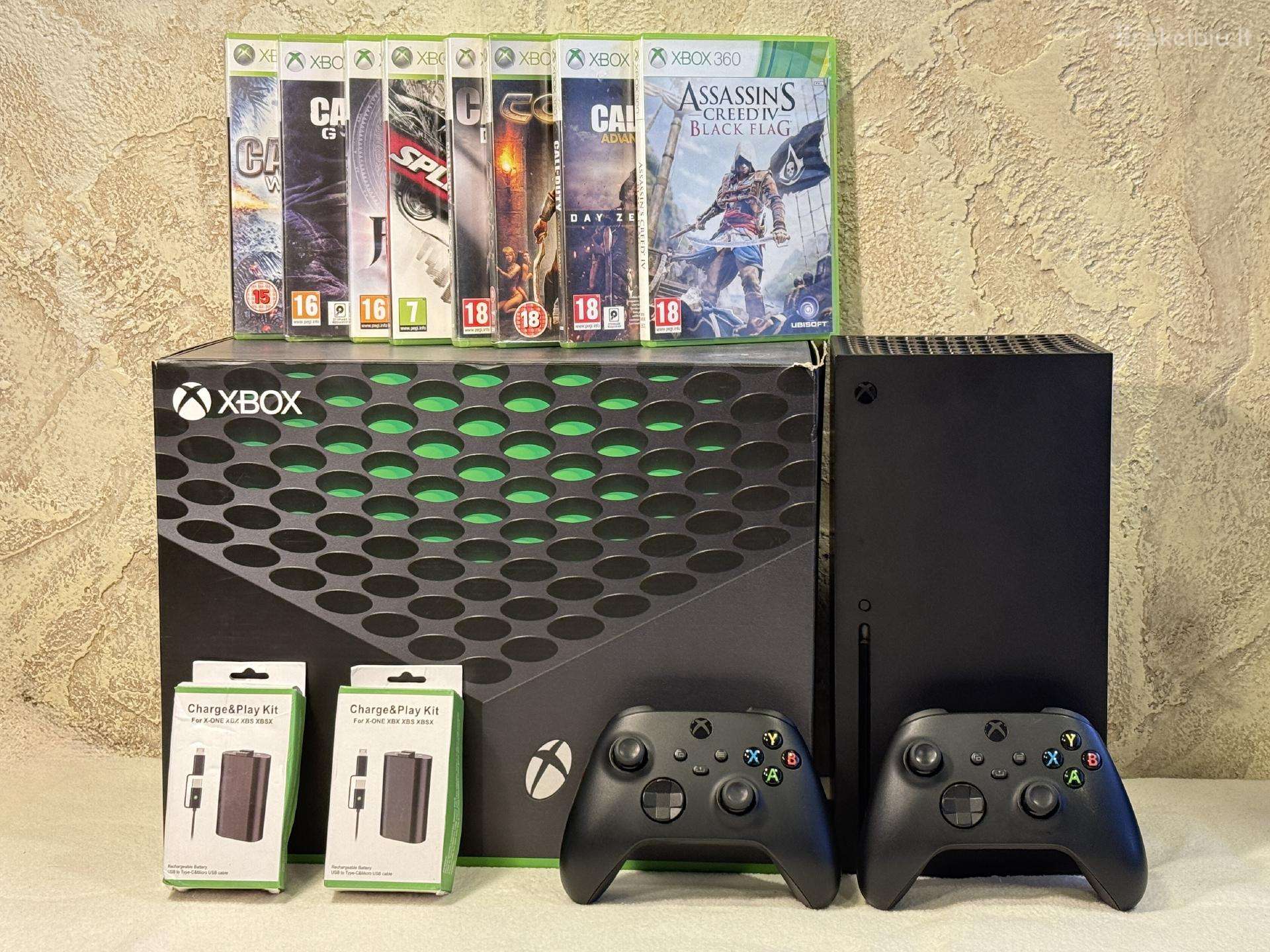 Xbox Series X 1tb 2 Controllers 2 Batteries 8 game