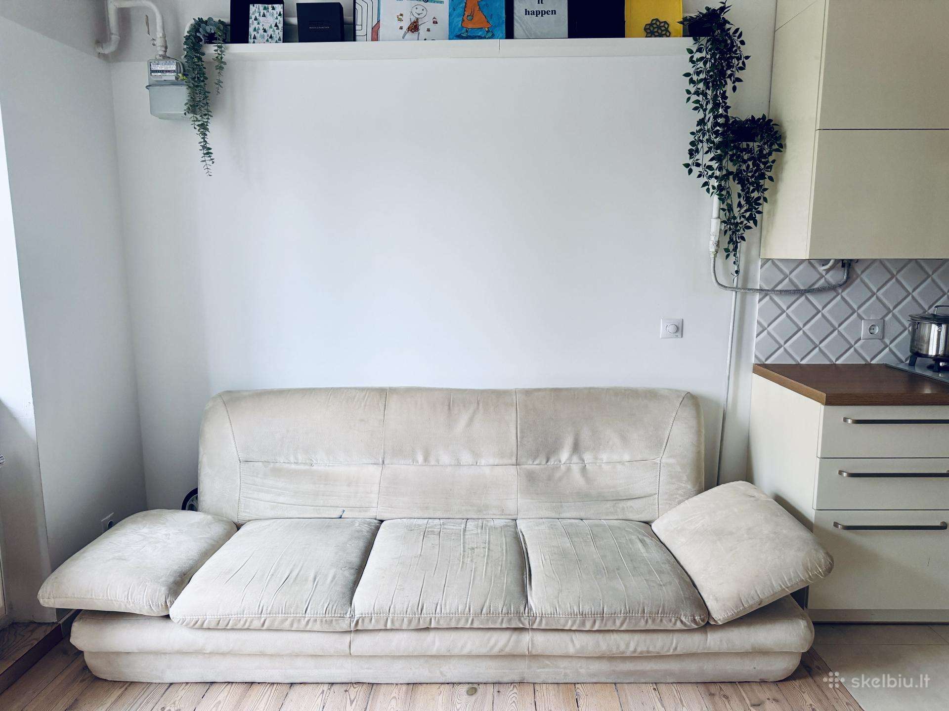 Dovanoju: Dramblio kaulo alkantaros sofa (220 cm)