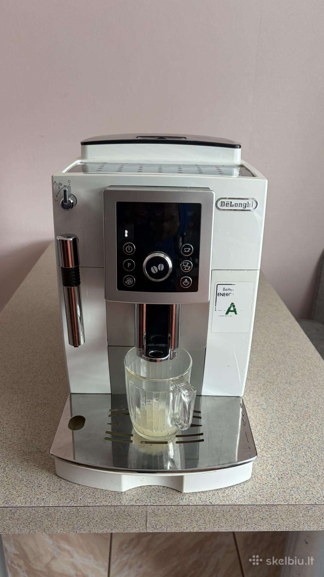 Automatinis kavos aparatas Delonghi