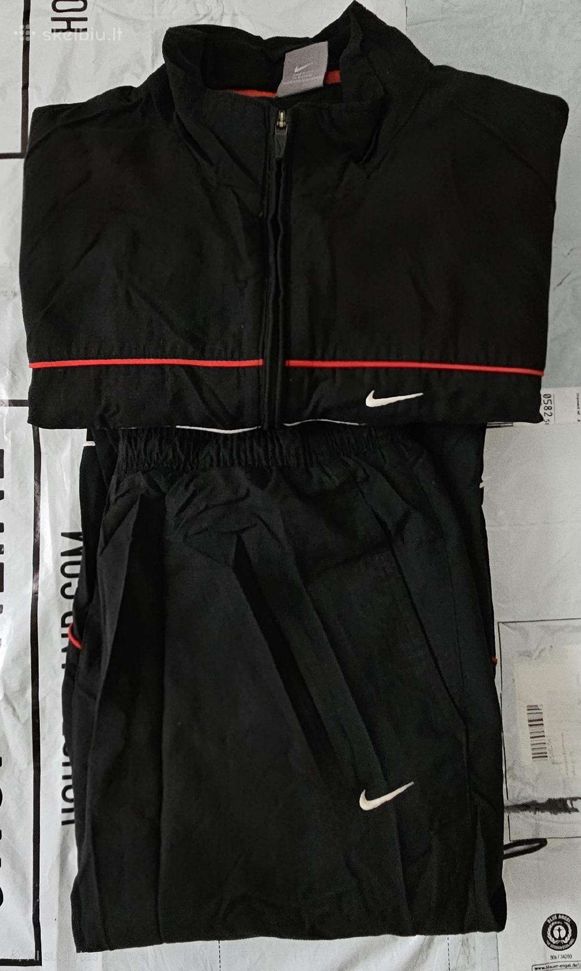 Nike sportinis kostiumas Dydis L