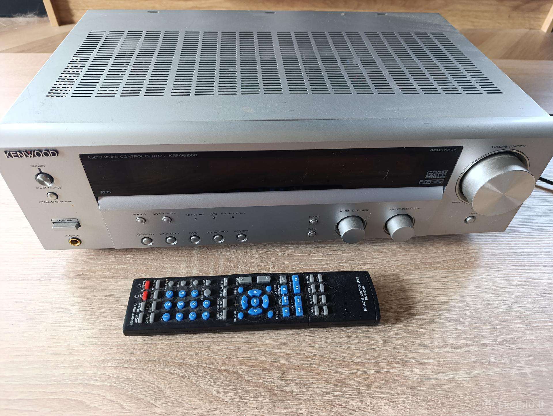 Kenwood resiveris stiprintuvas