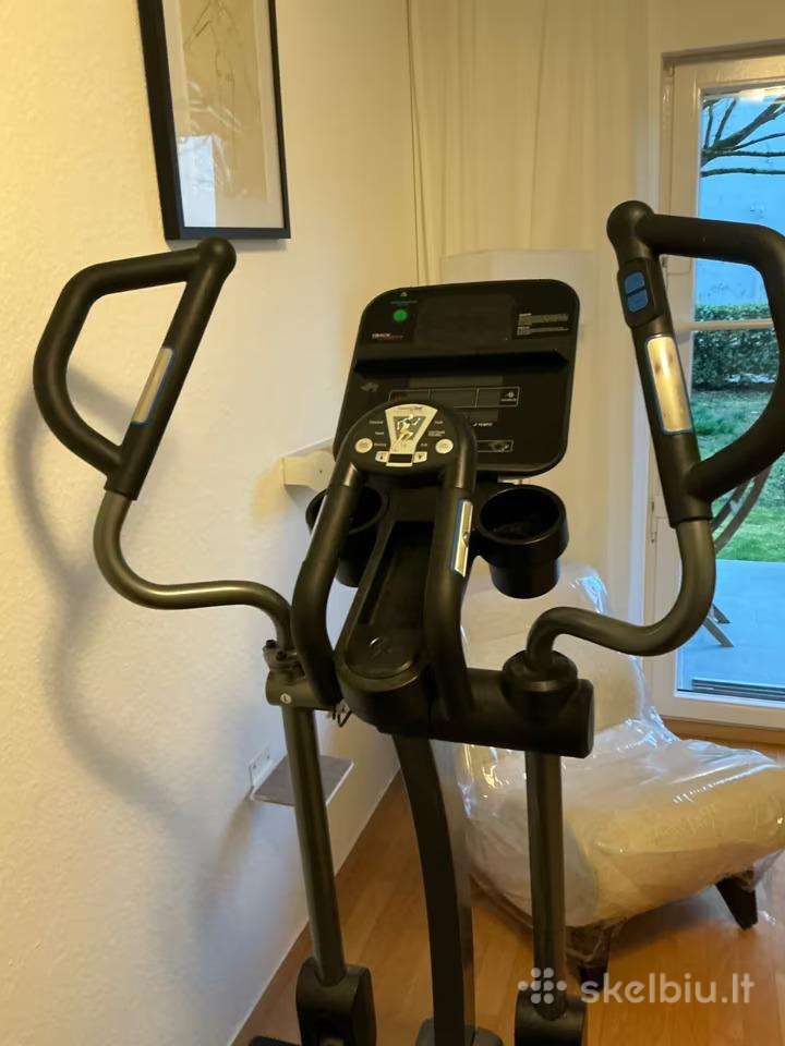 Elipsinis treniruoklis Life Fitness E3