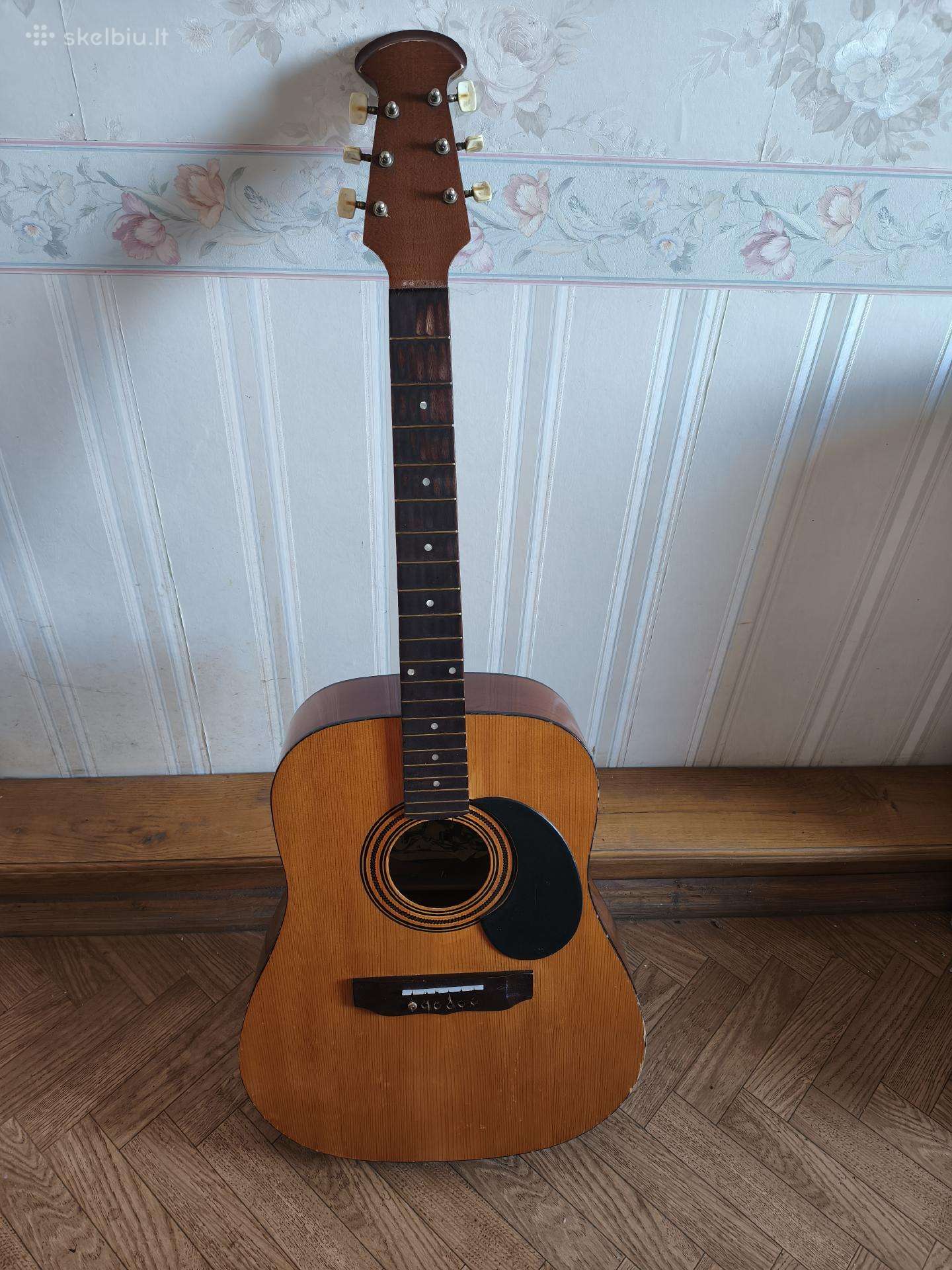 Akustinė gitara, pigiai!