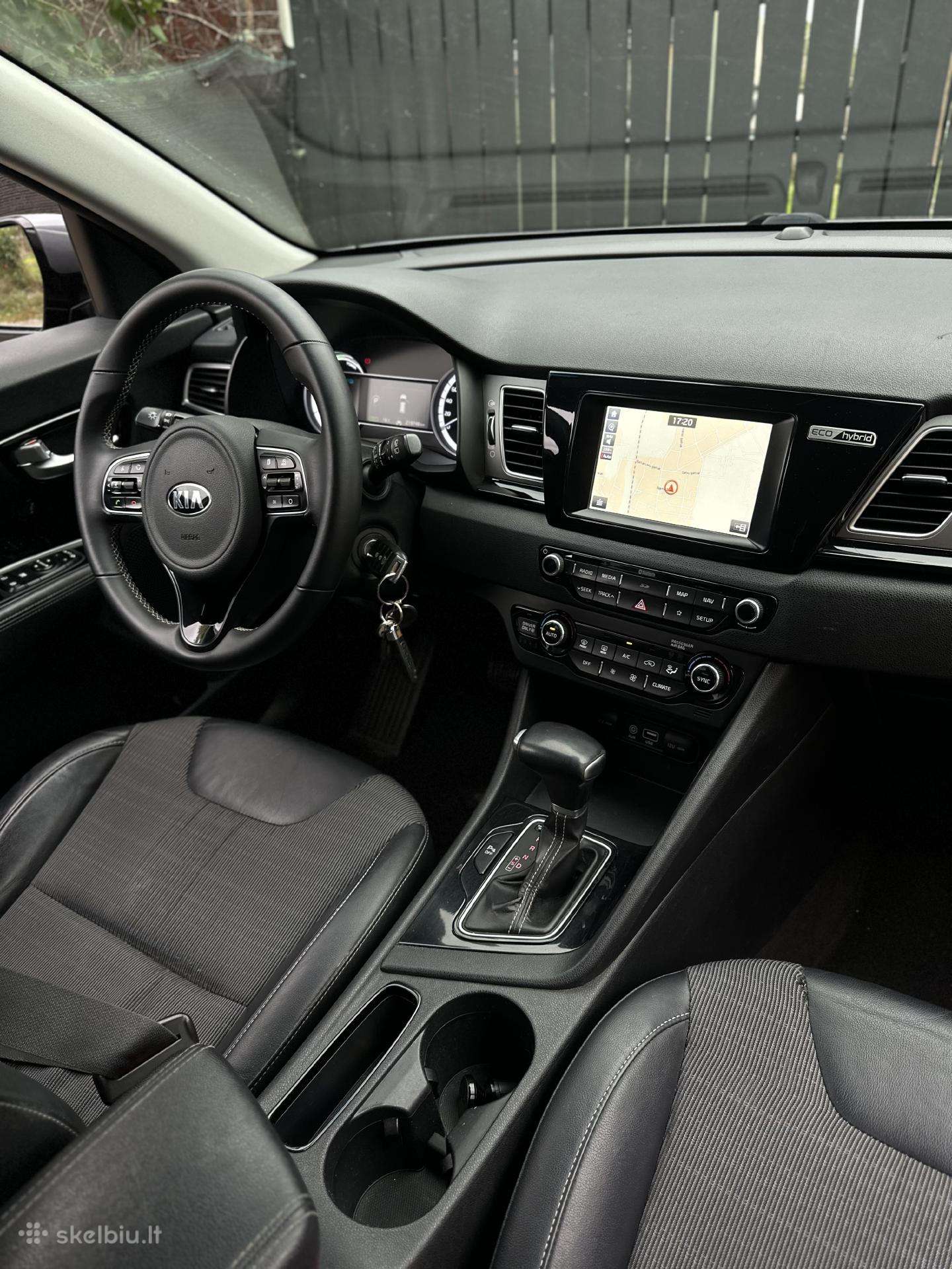 Kia Niro, sedans
