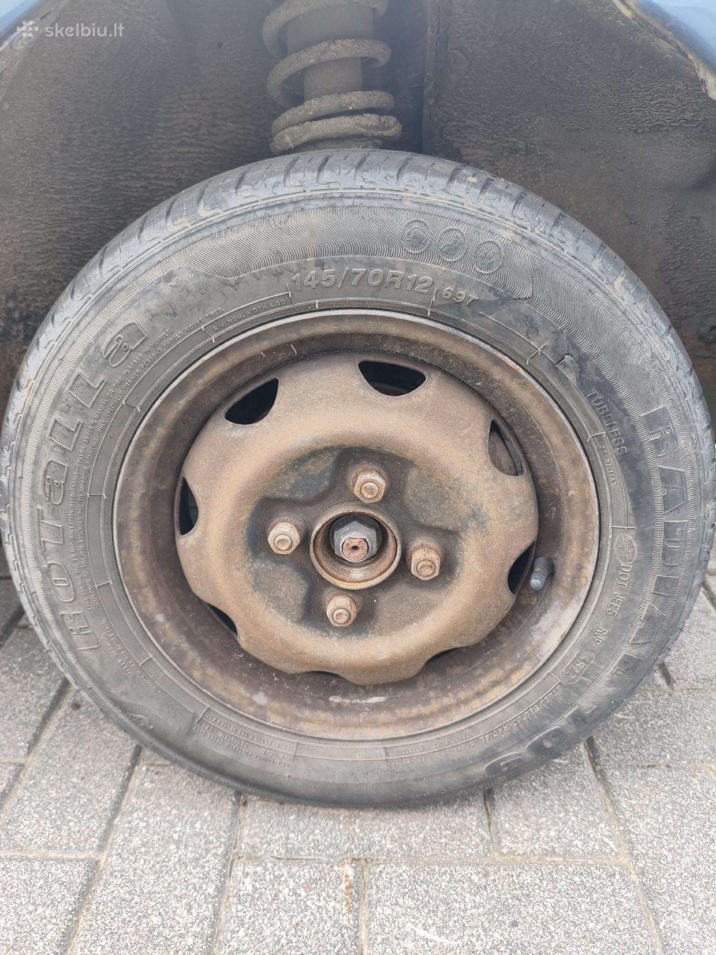 Subaru Vivio, Хэтчбек