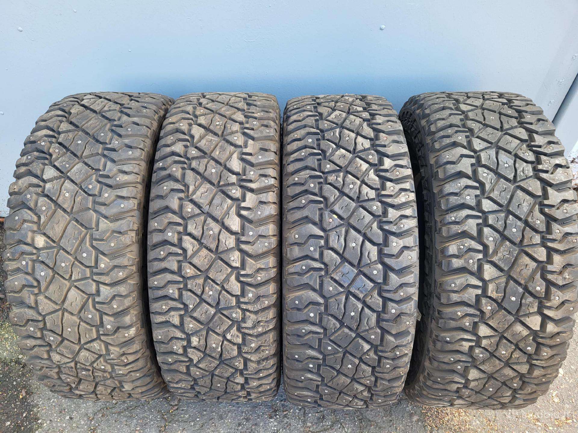Cooper, all-season 285/75 R16