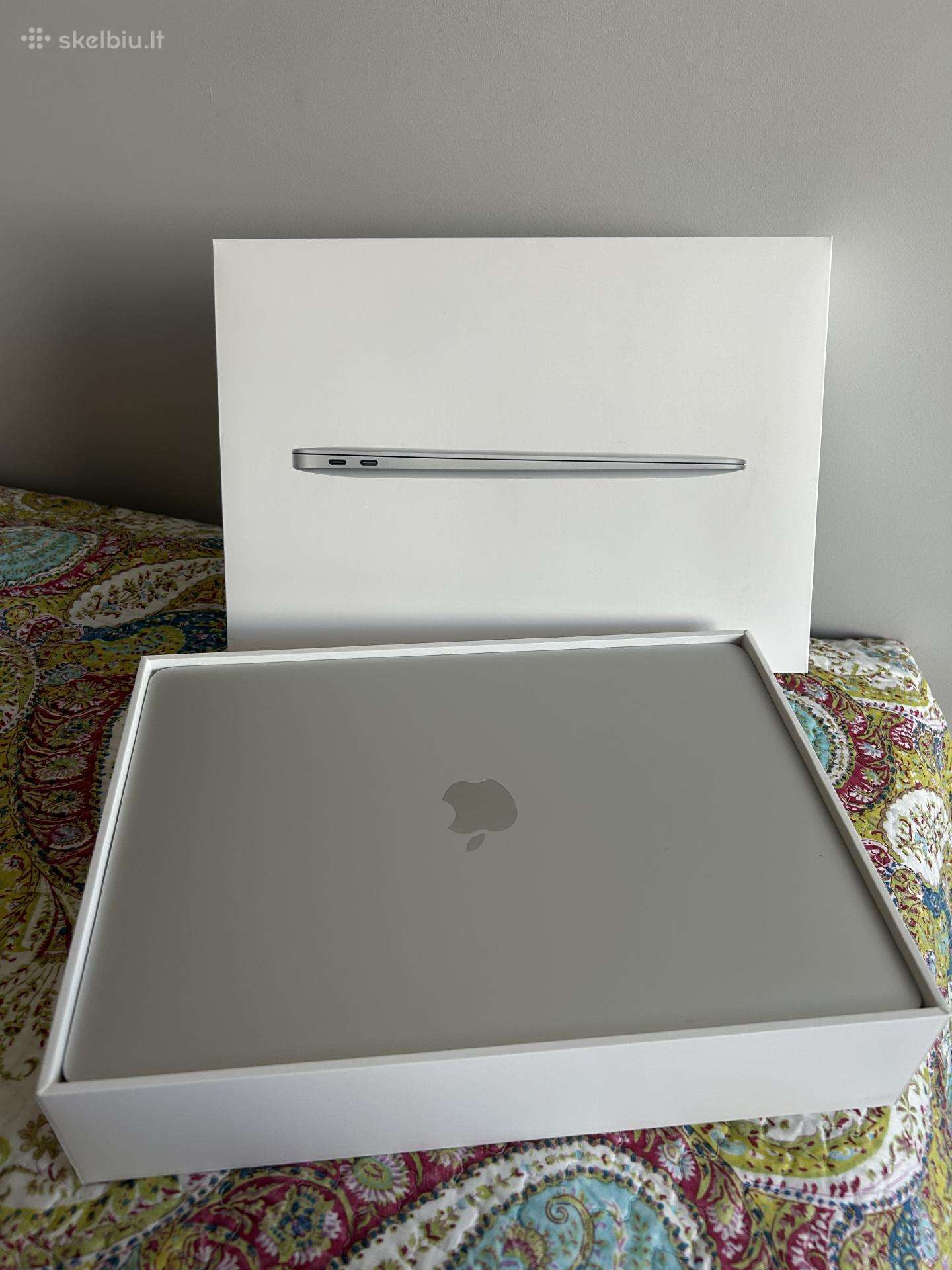 MacBook Air (2020)