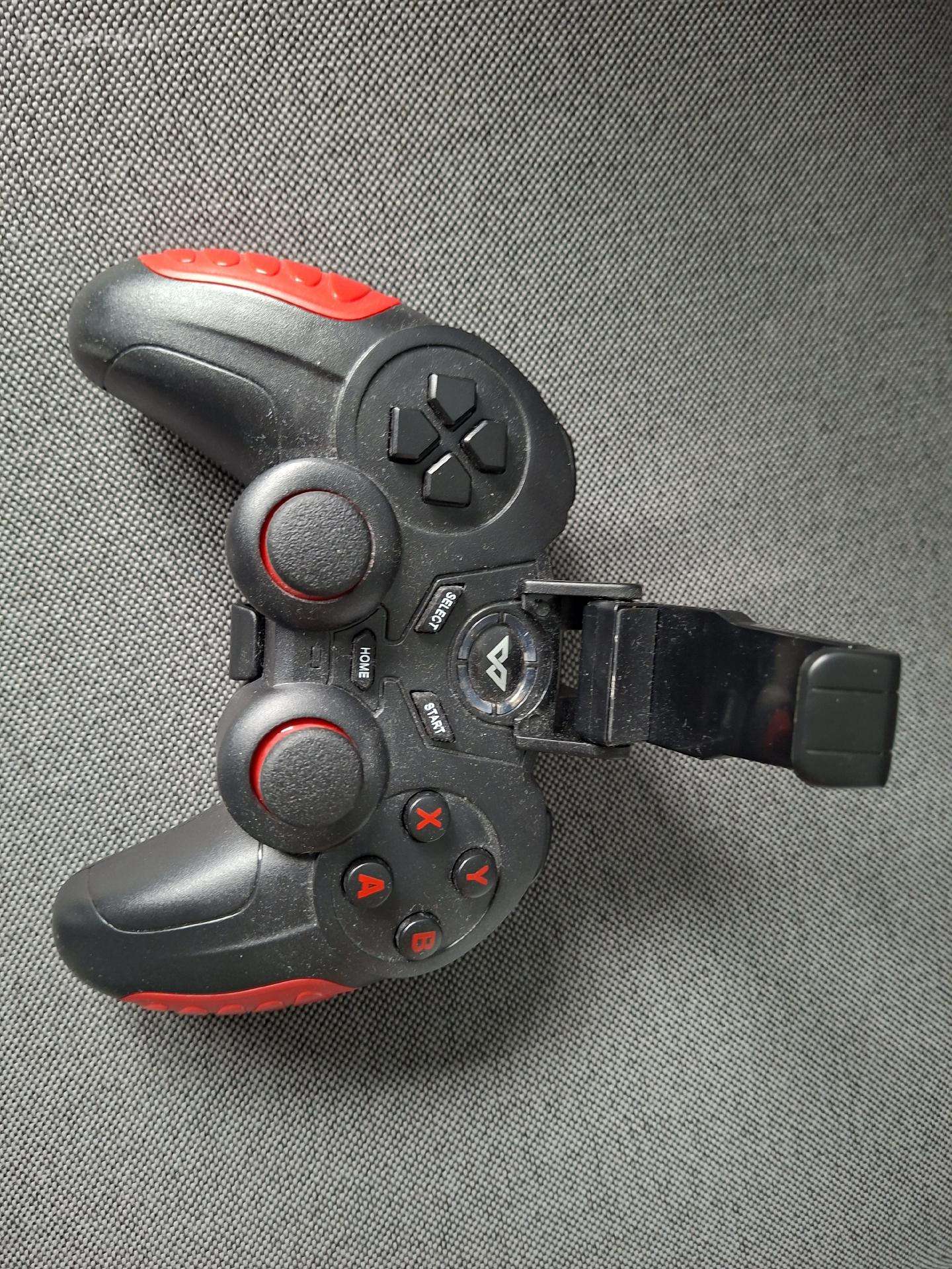 Bluetooth gamepad