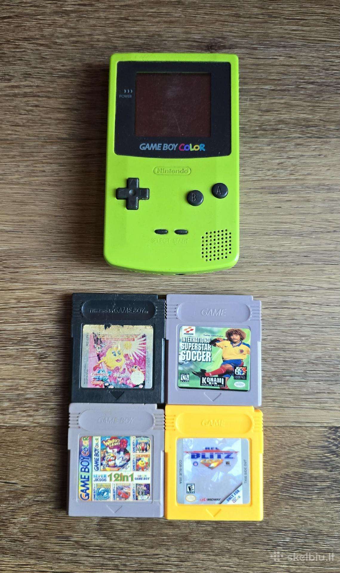 Gameboy Color su 4 žaidimais