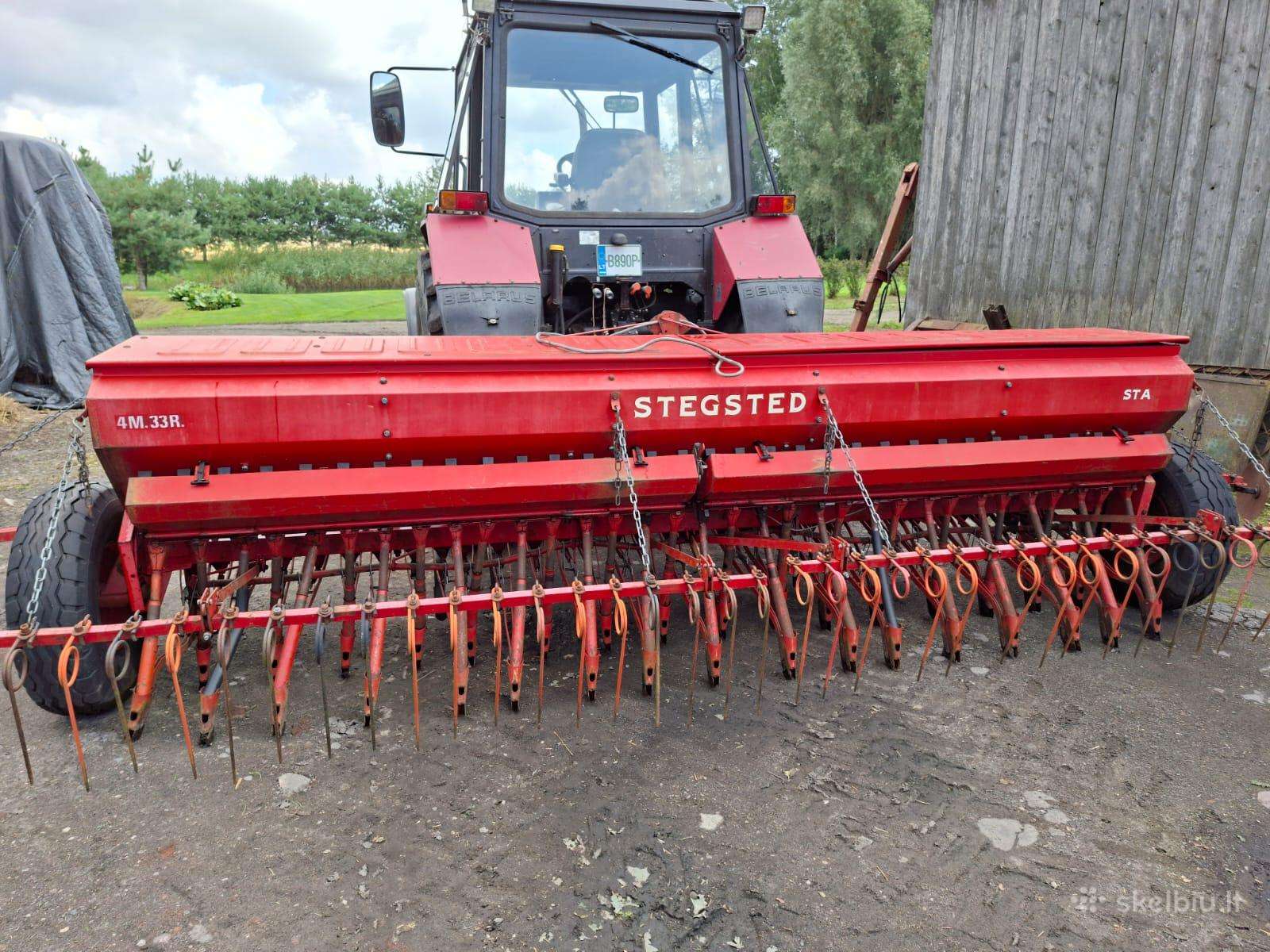 Parduodama žemės ūkio technika