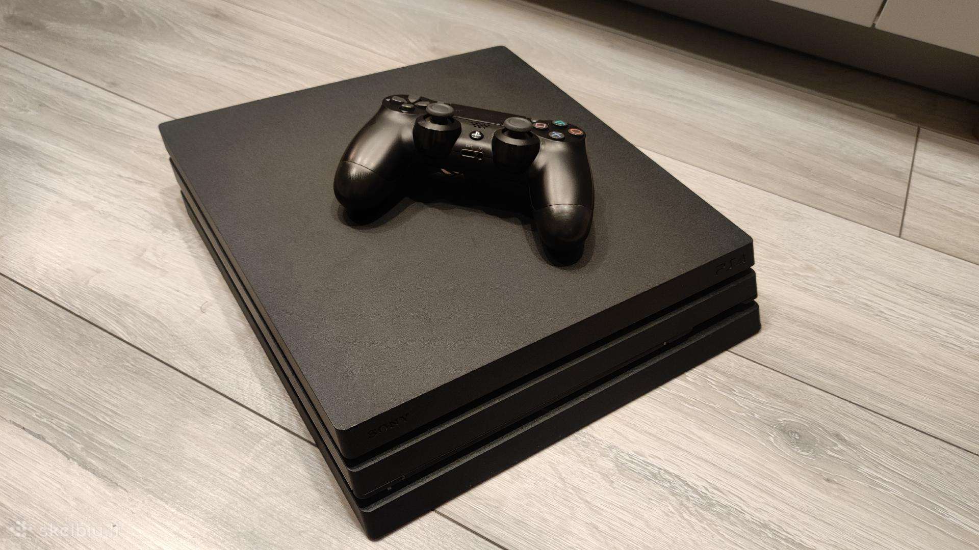 Ps4 Pro 1tb (cuh-7216b) konsolė