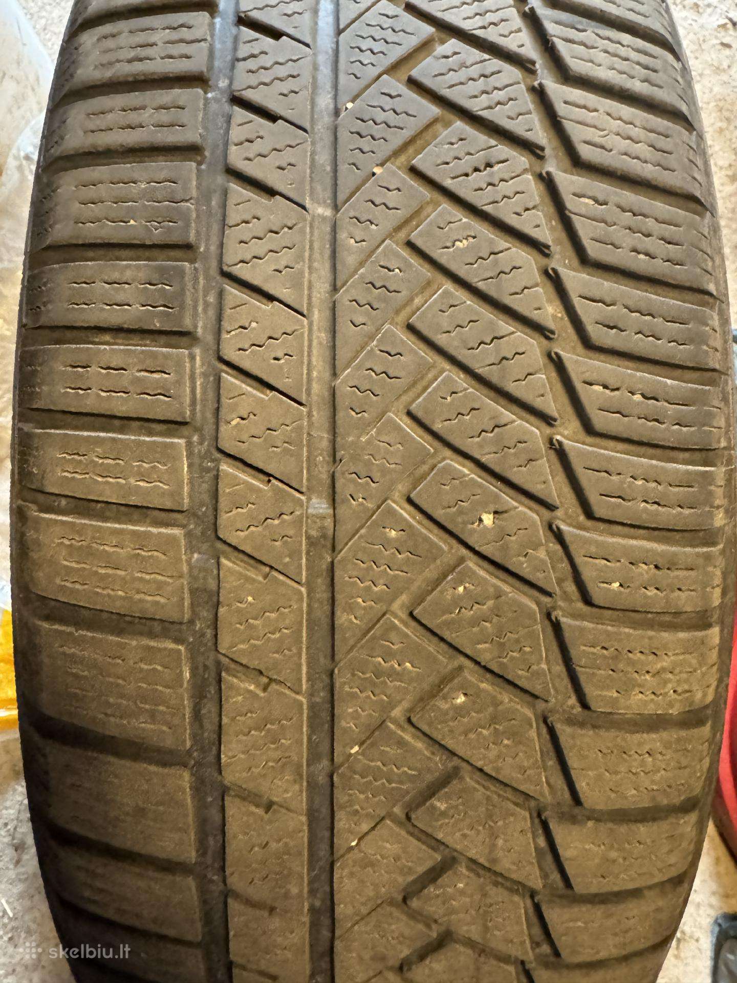 Žieminių padangų komplektas 235/55 R19 105v XL