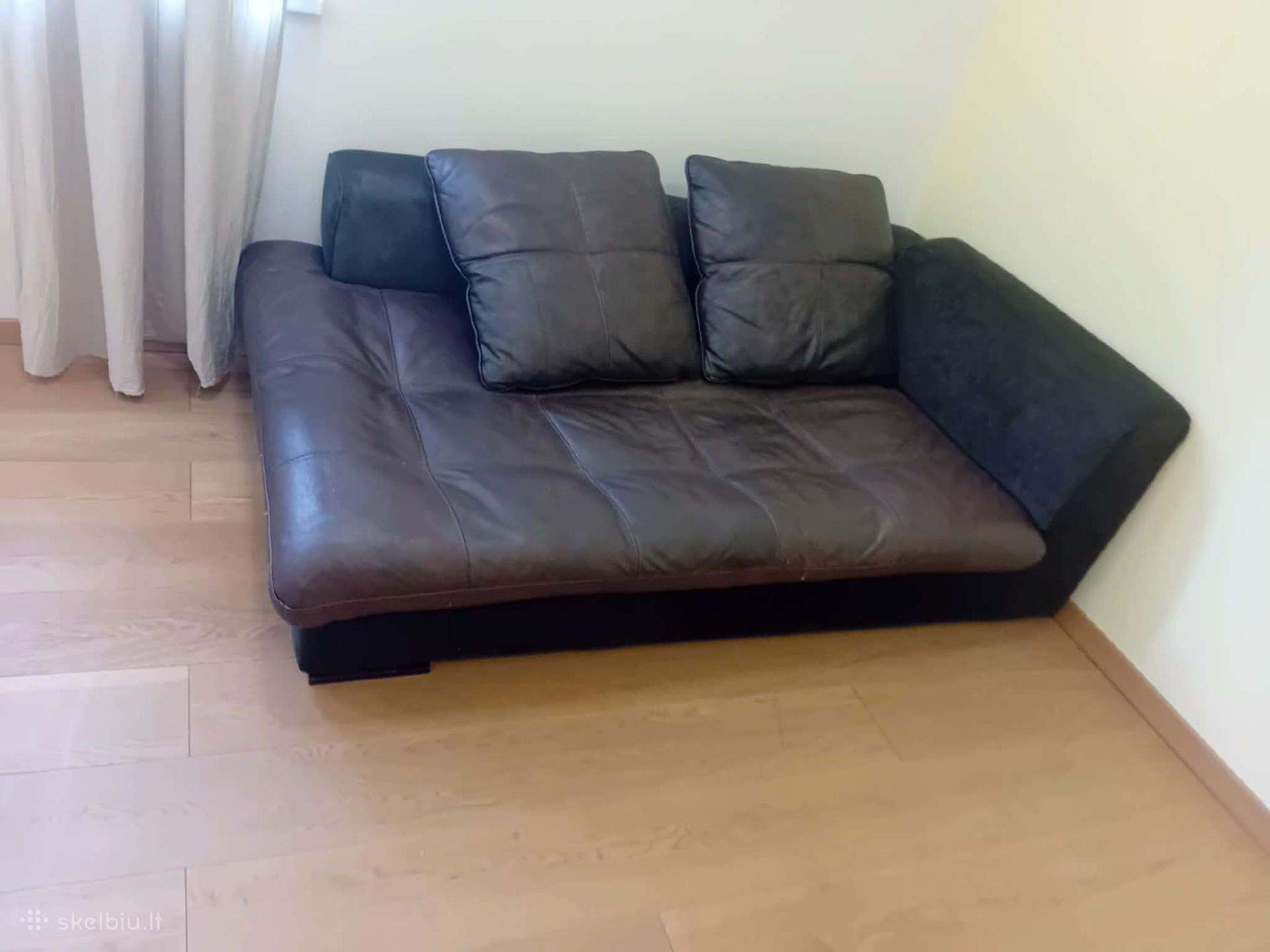 Ruda naturalios odos sofa
