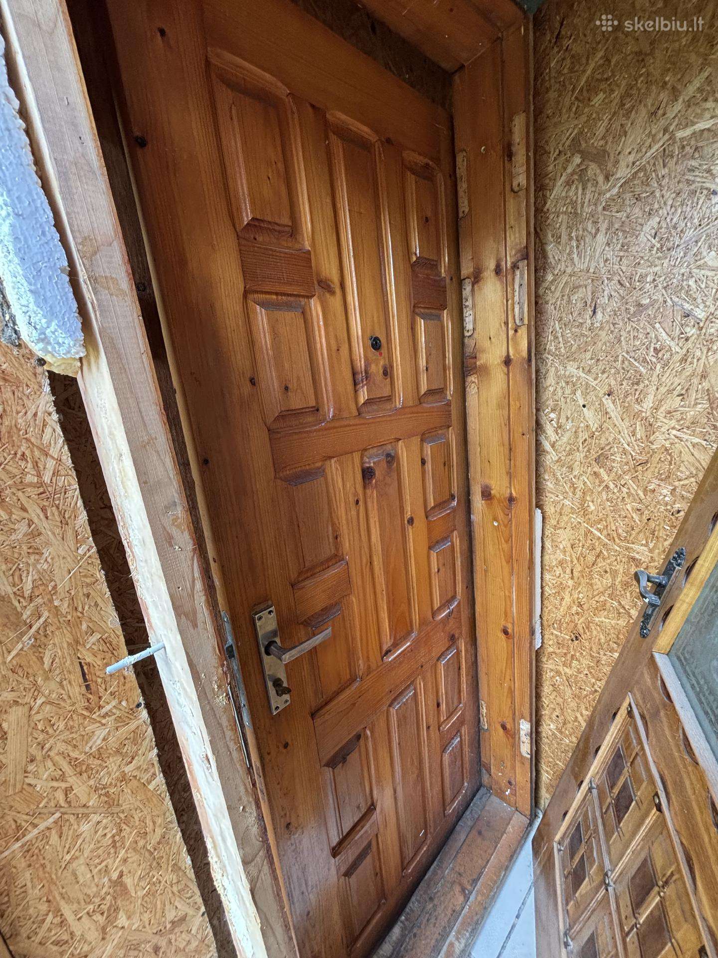 60€ už abi dvi durys dvigubos duris lauko medinės