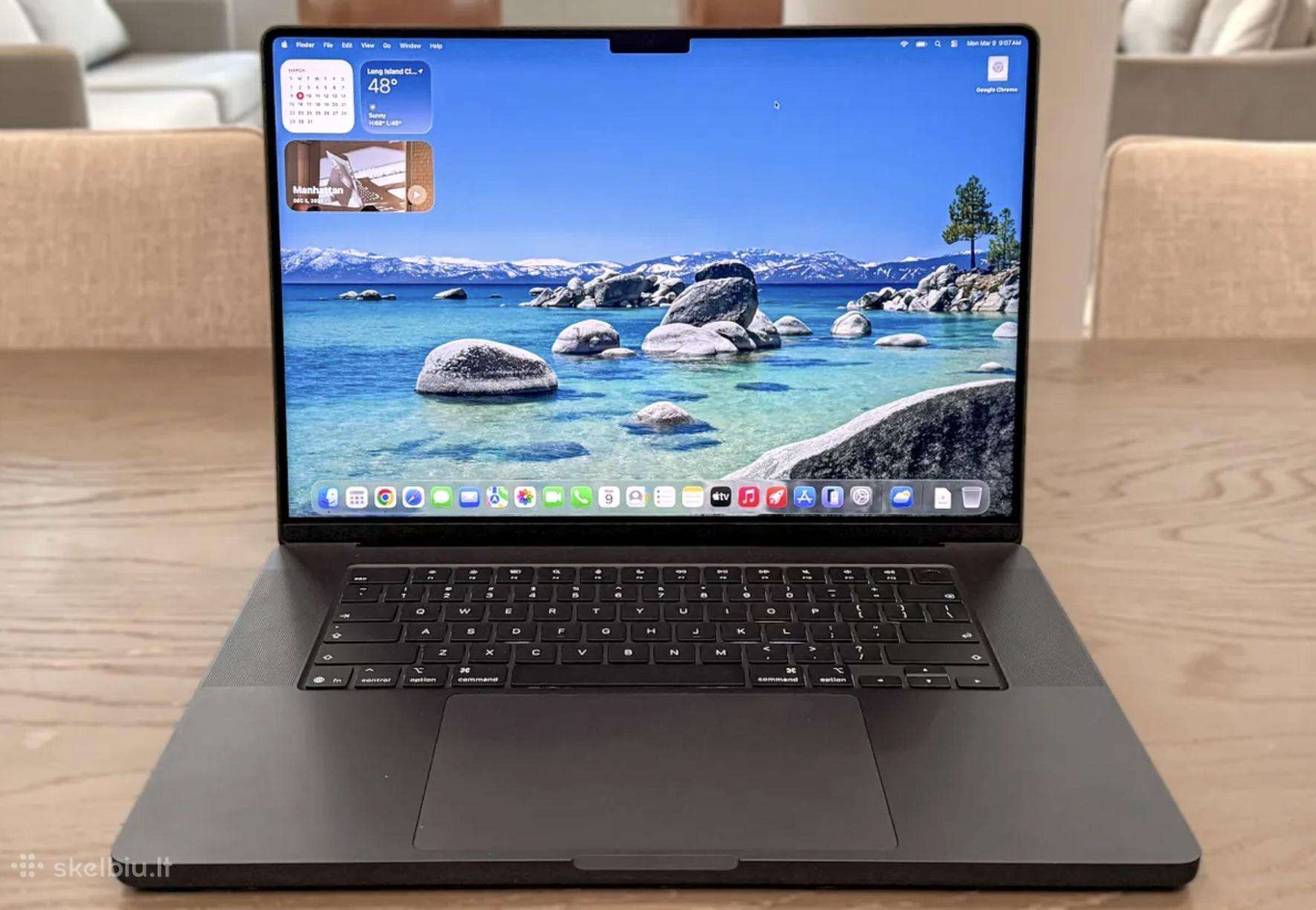 MacBook Pro 16" M5 Max with 128gb RAM and 8tb SSD