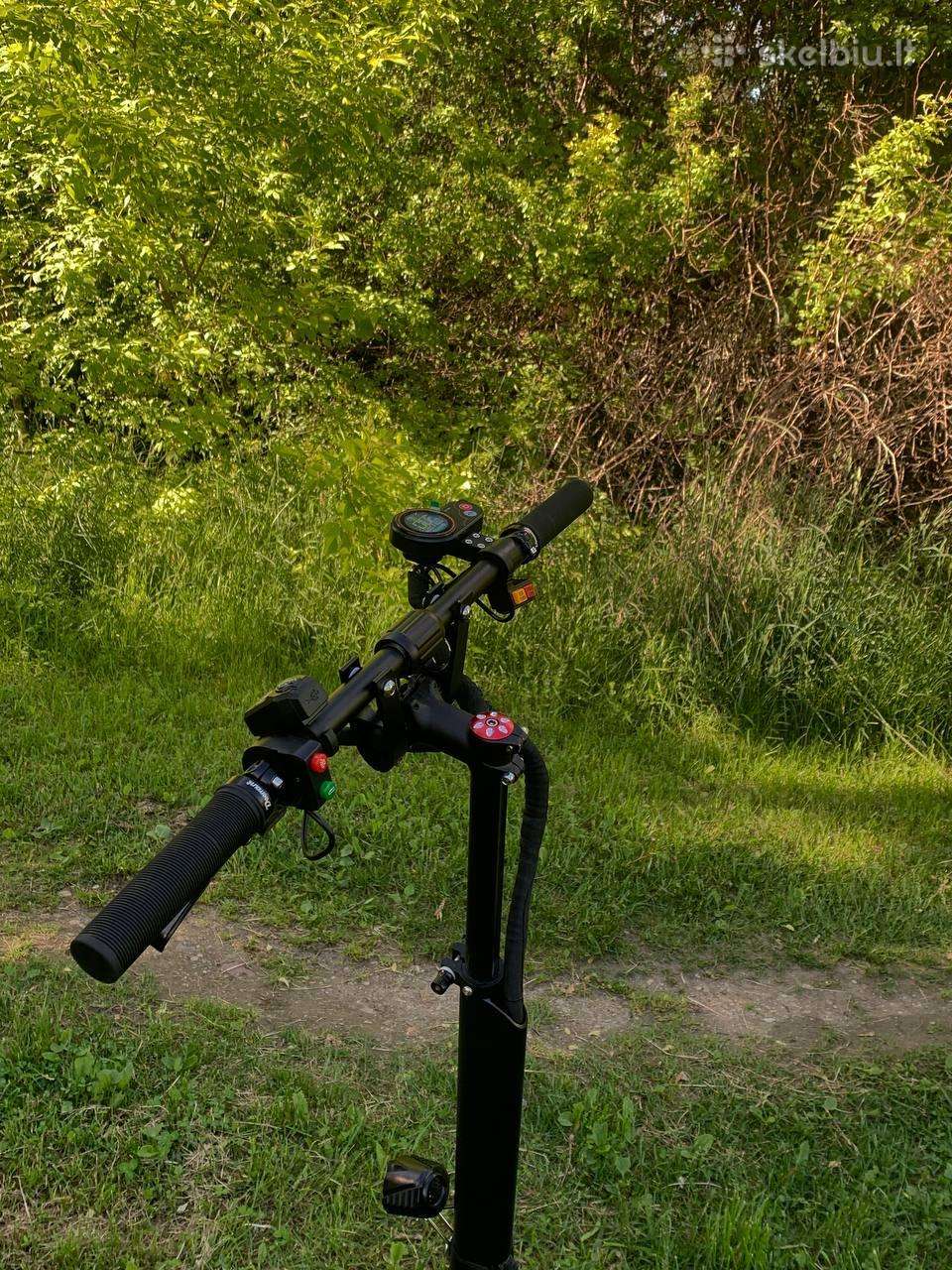 Electric scooter Beaster