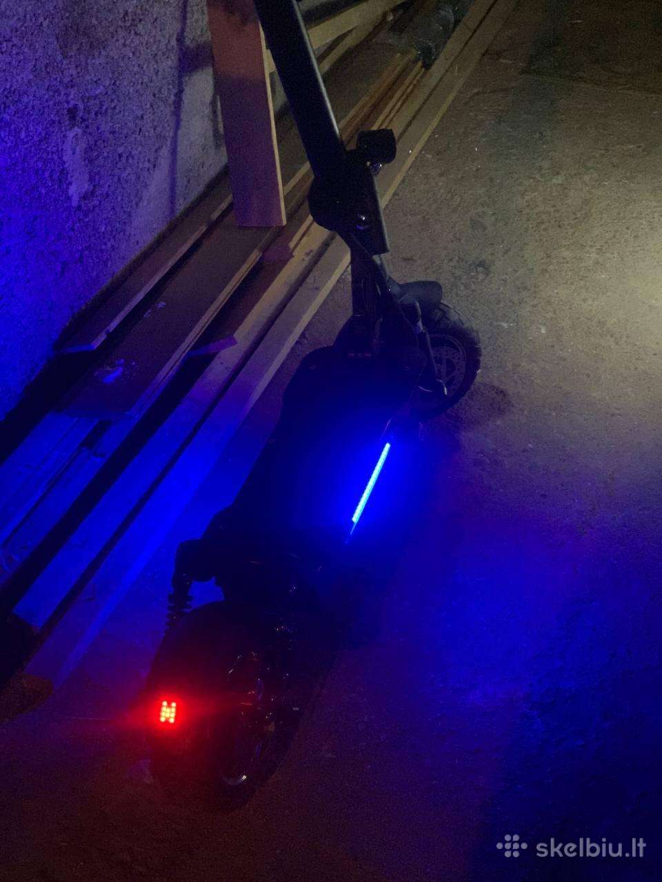 Electric scooter Beaster