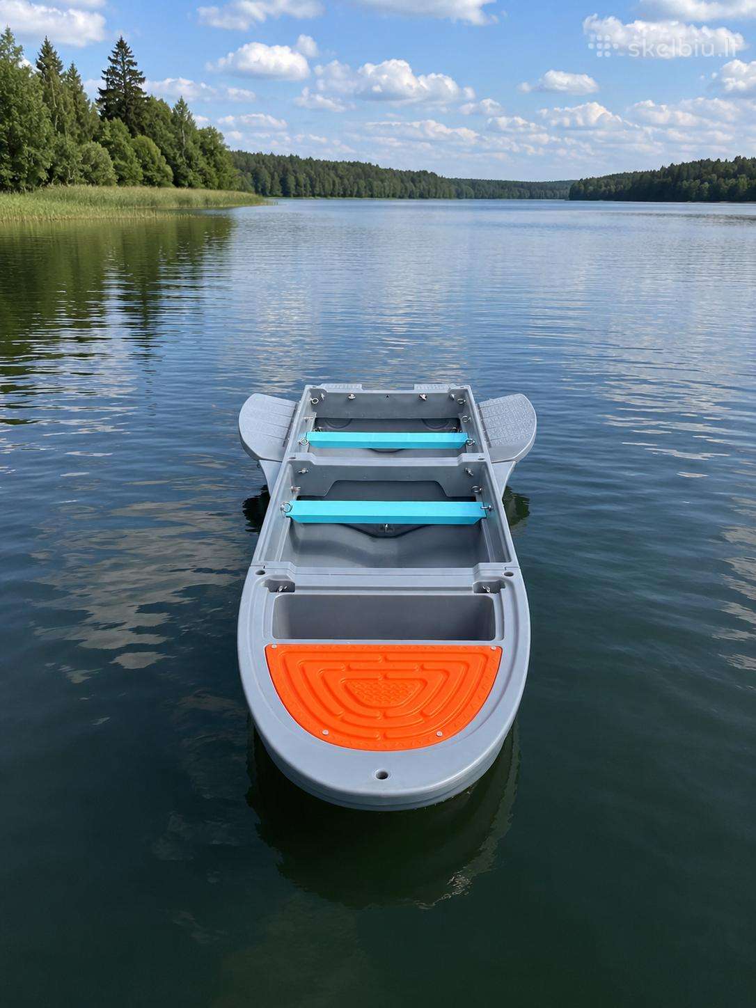Kita, plastic boats