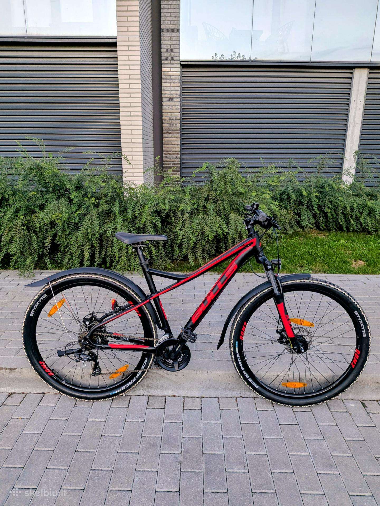 Bulls Racer Street
