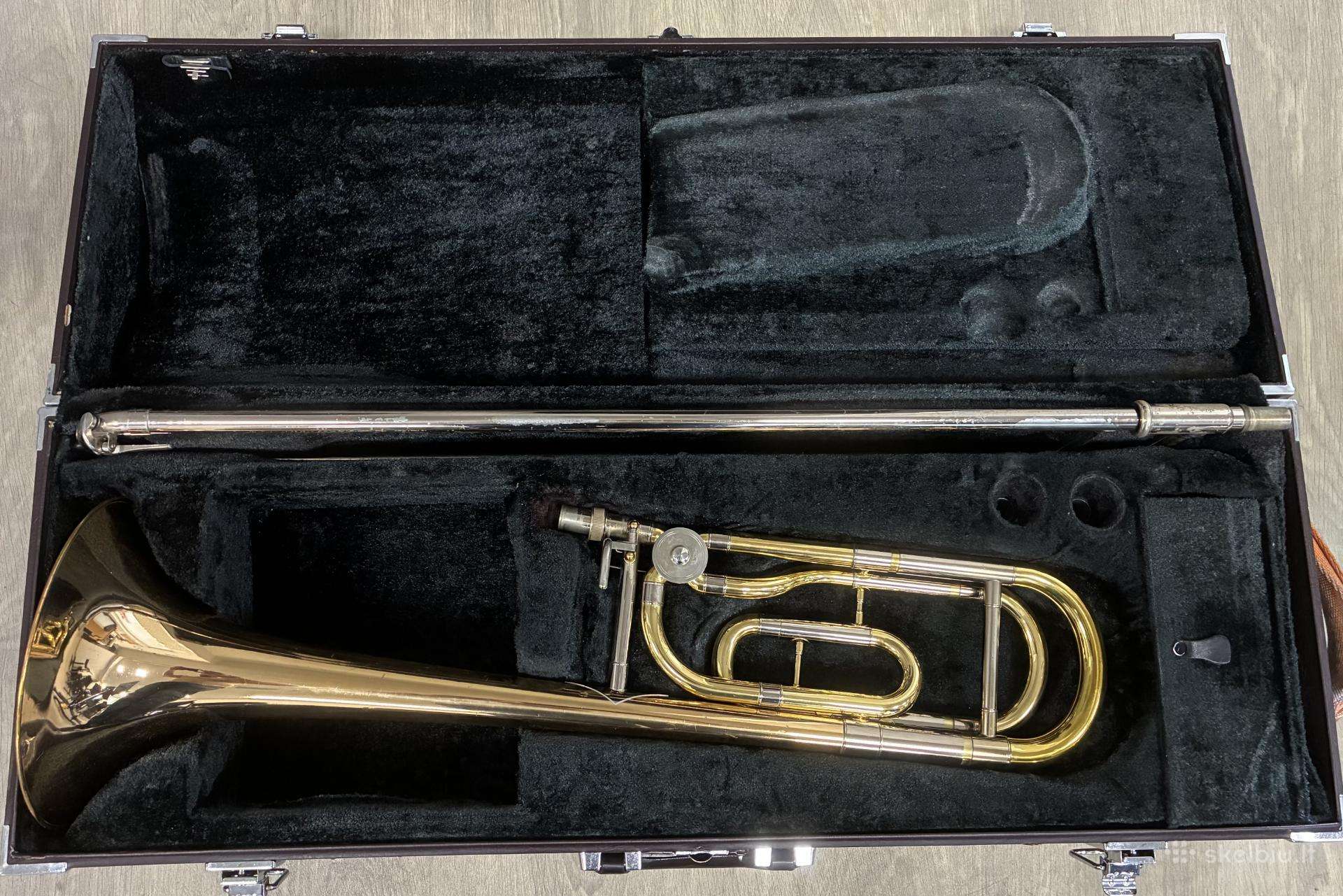 Trombonas Yamaha Ysl-682g
