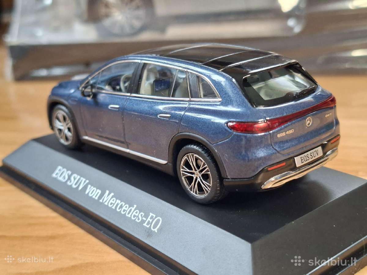 1:43 Mercedes Eqa