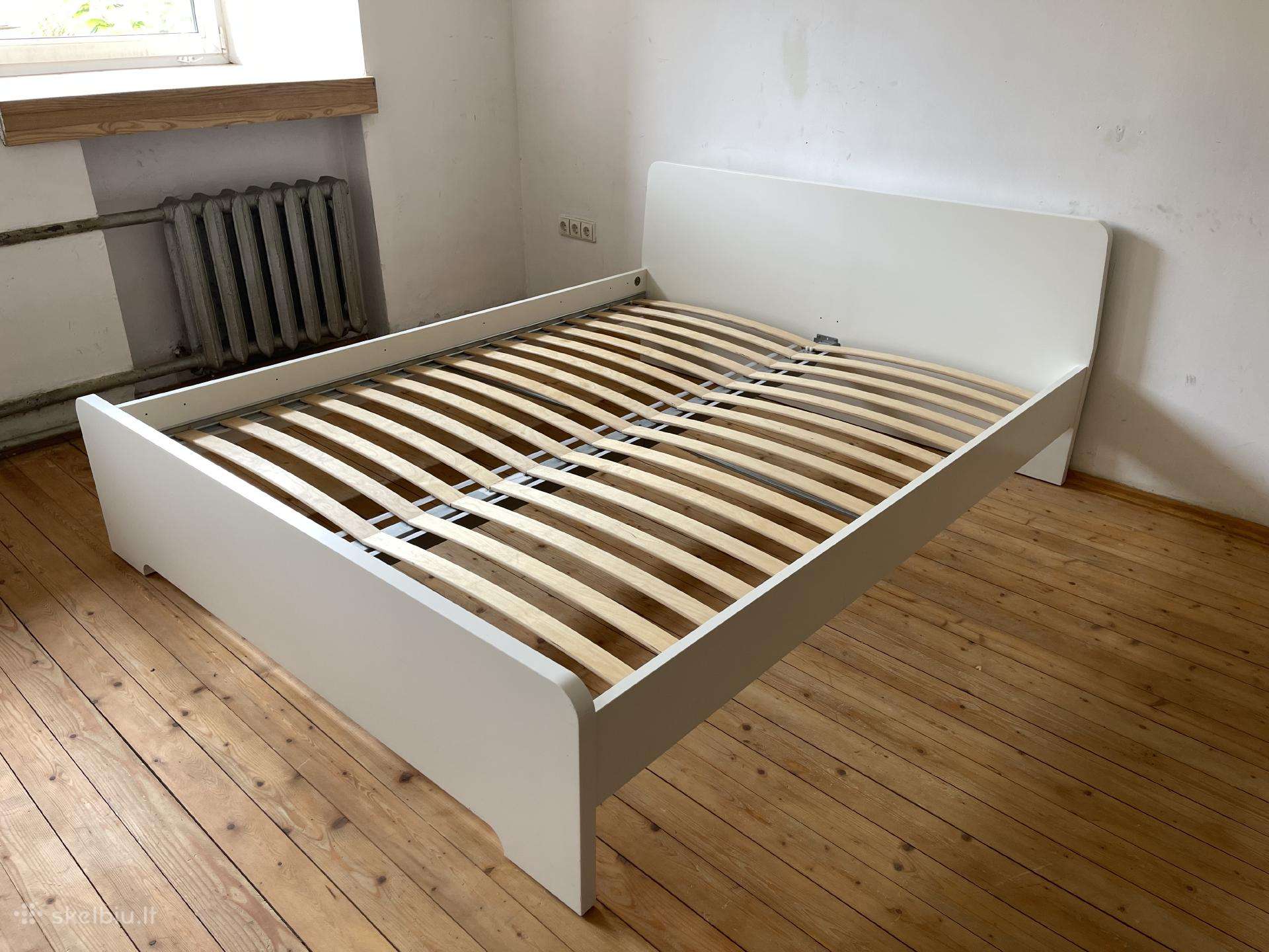 Parduodu lovos rėmą Ikea Askvoll