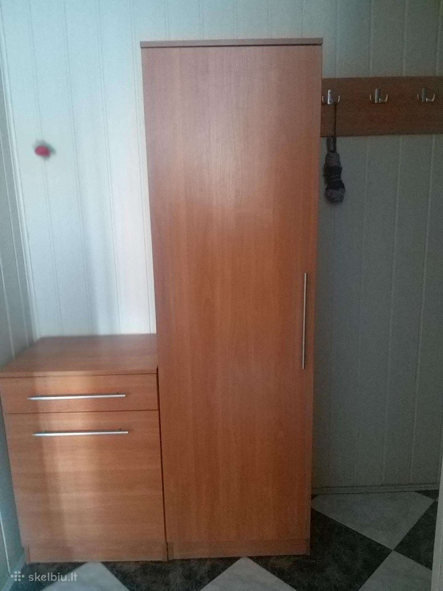 Naudotas prieškambario komplektas
