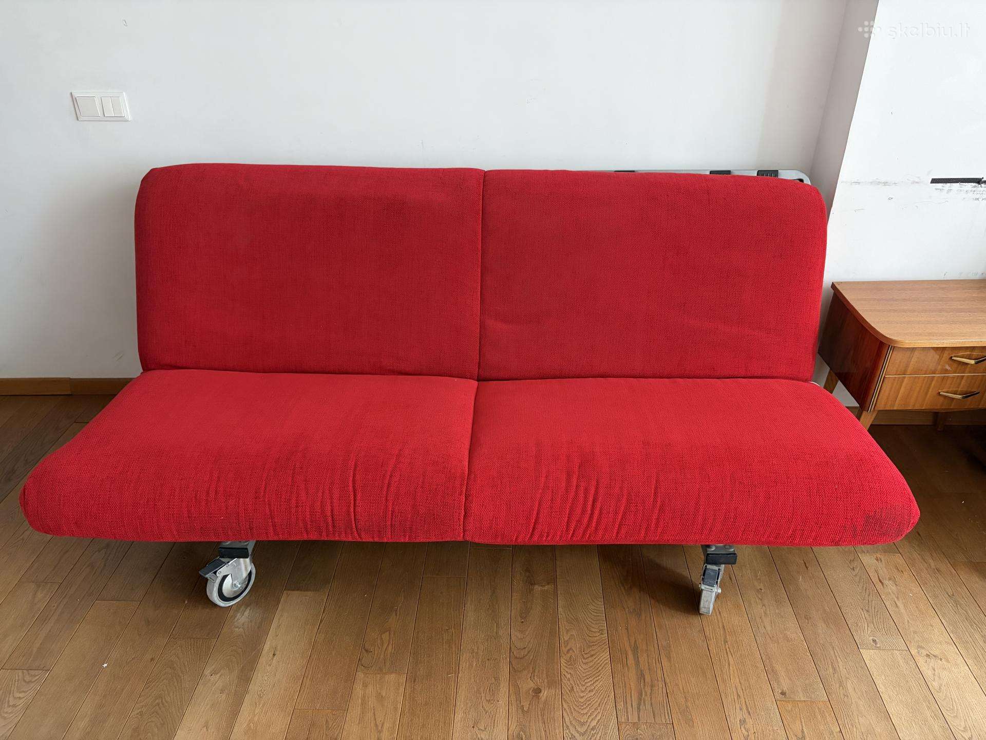 Dvivietė sofa-lova (arba lovos rėmas)