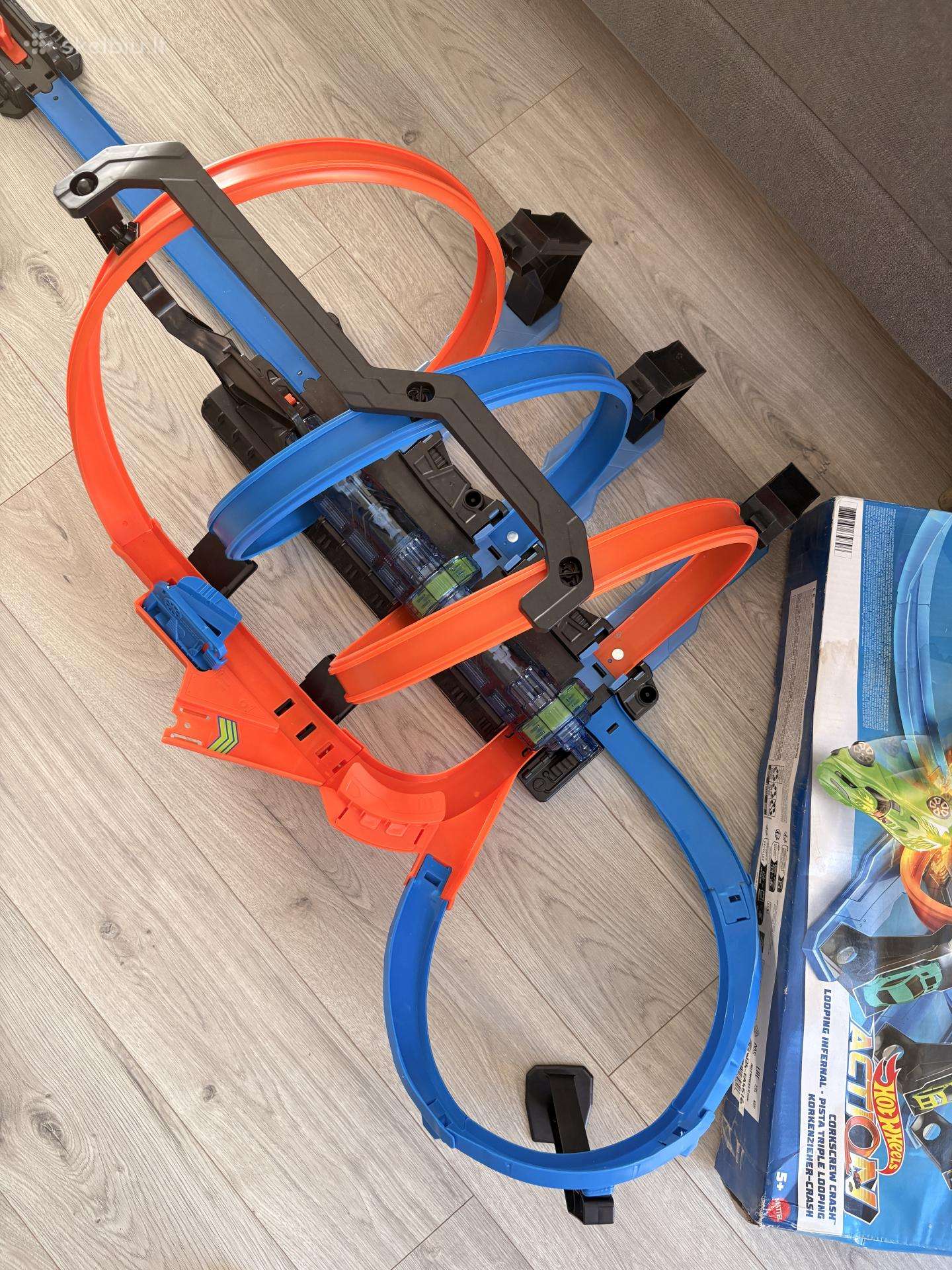 Hot wheels trasa