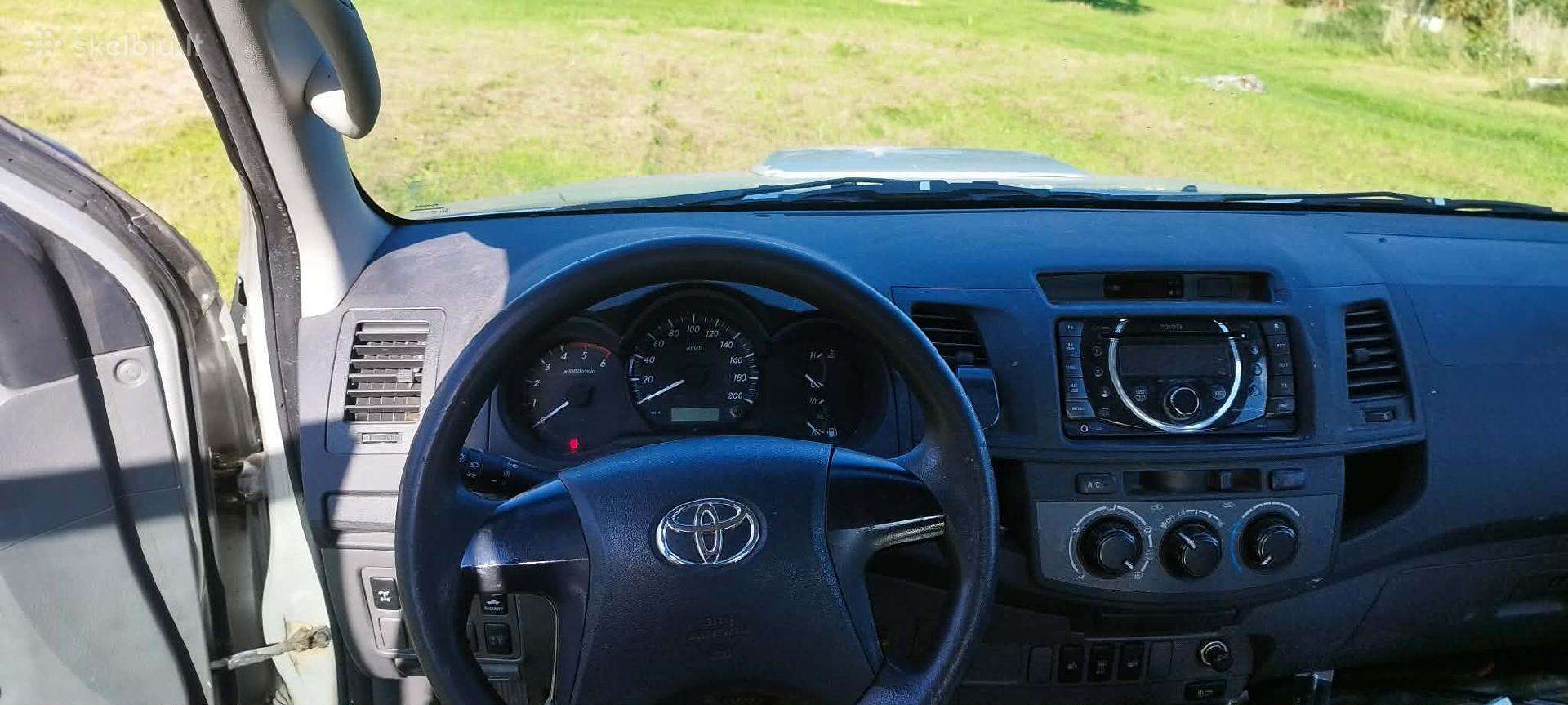 Parduodu Toyota Hilux