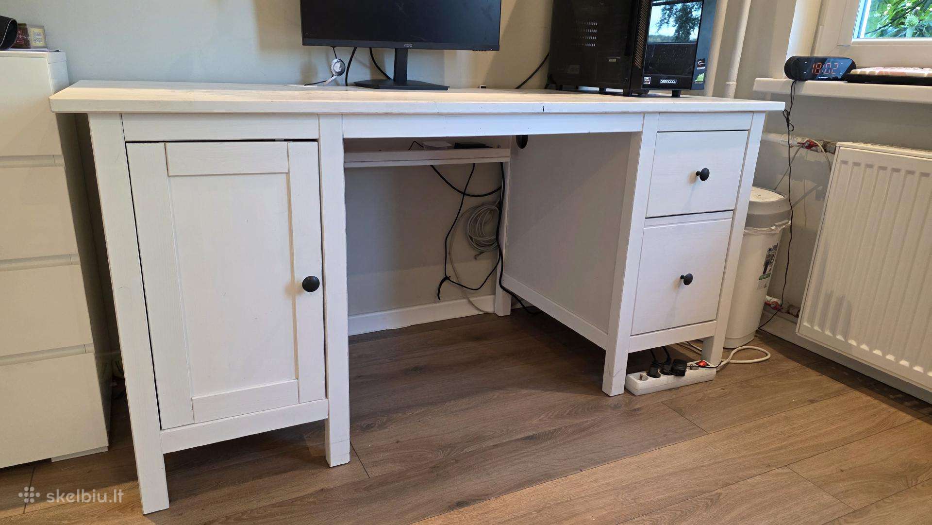 Hemnes rašomasis stalas