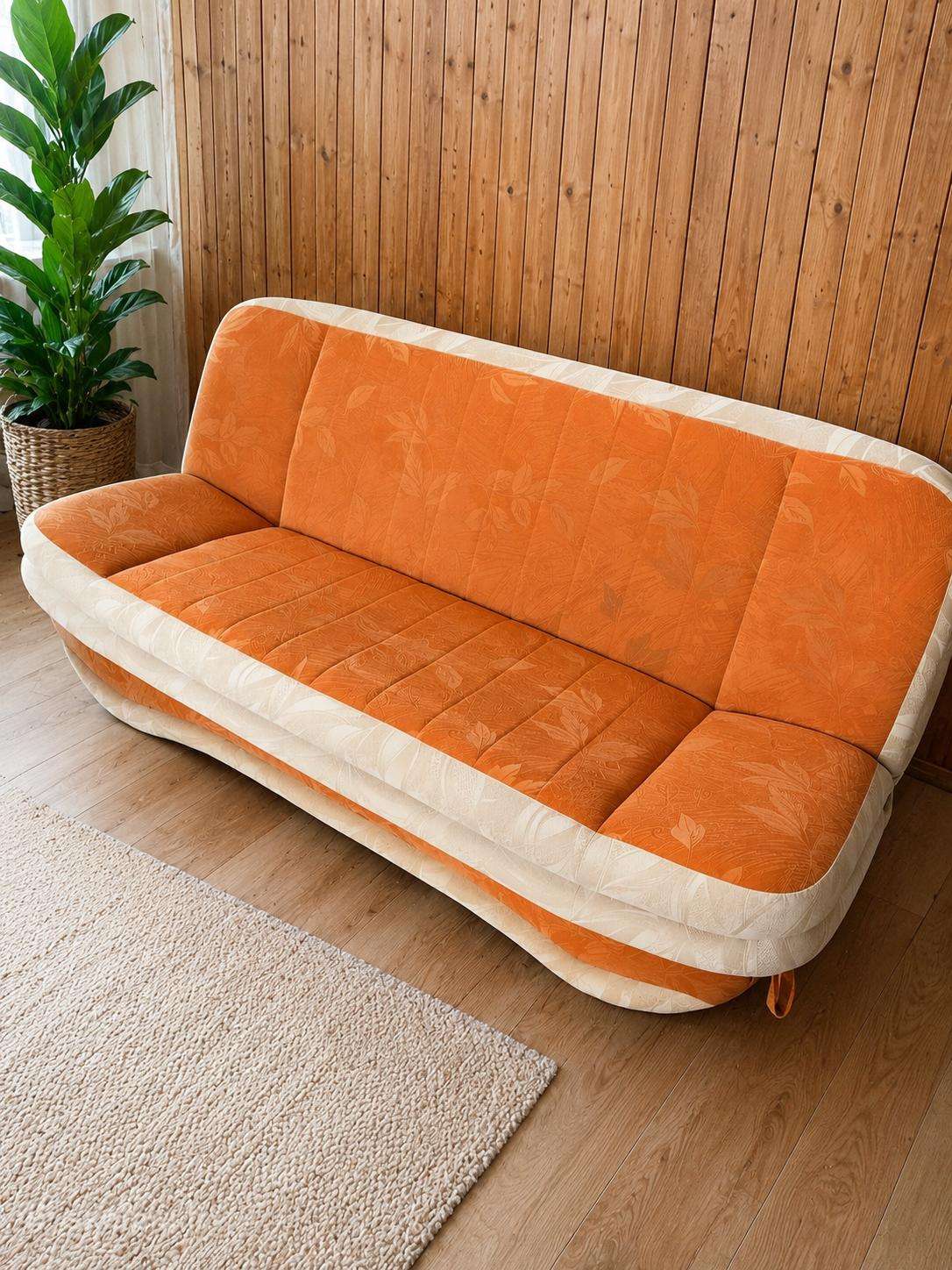 Sofa lovą