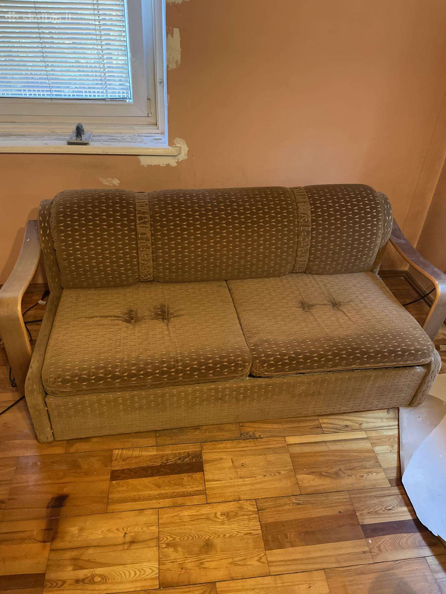 Dovanoju sofa - lova