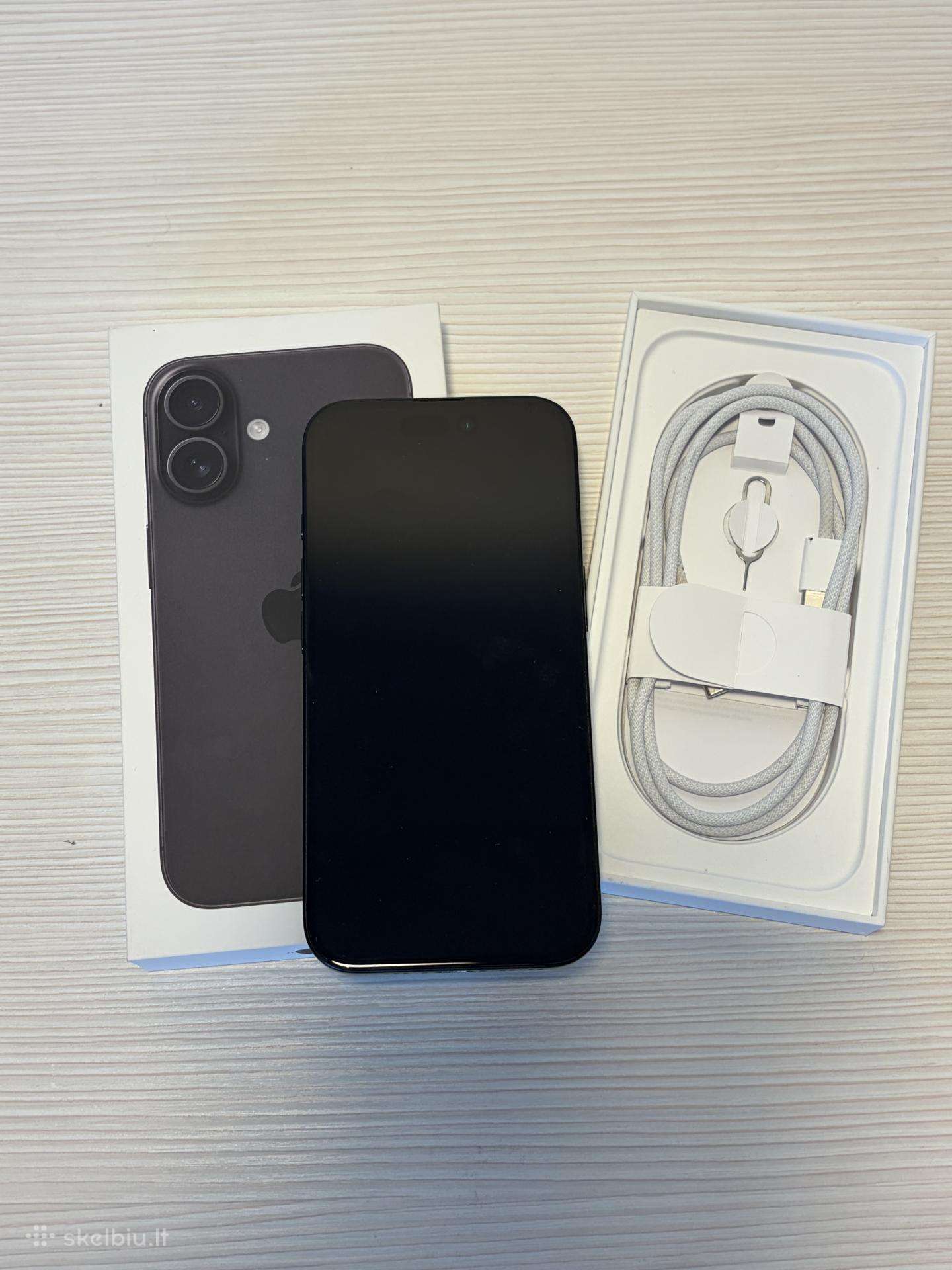 Parduodu iPhone 16 su dėklu