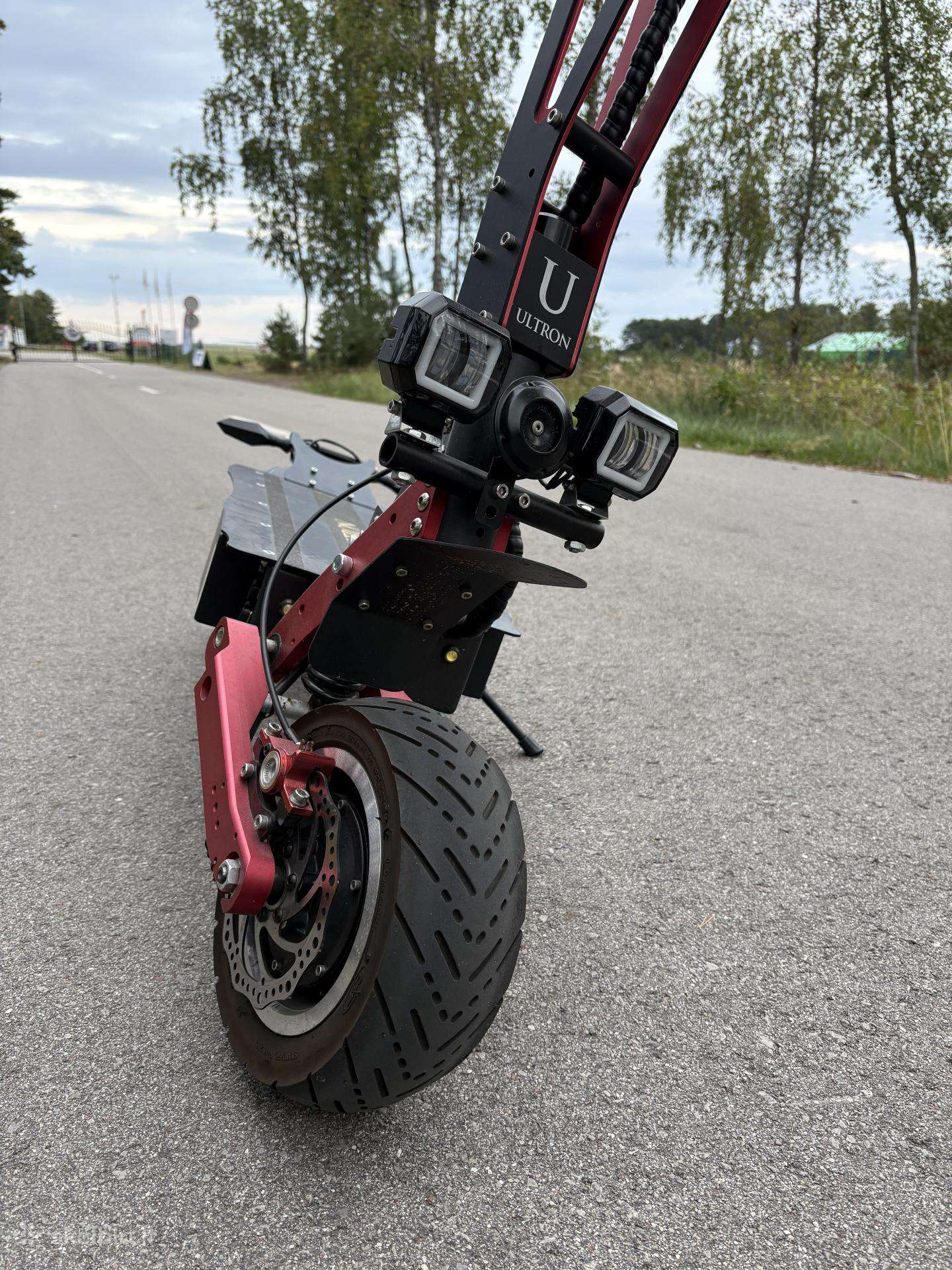 Electric scooter Ultron