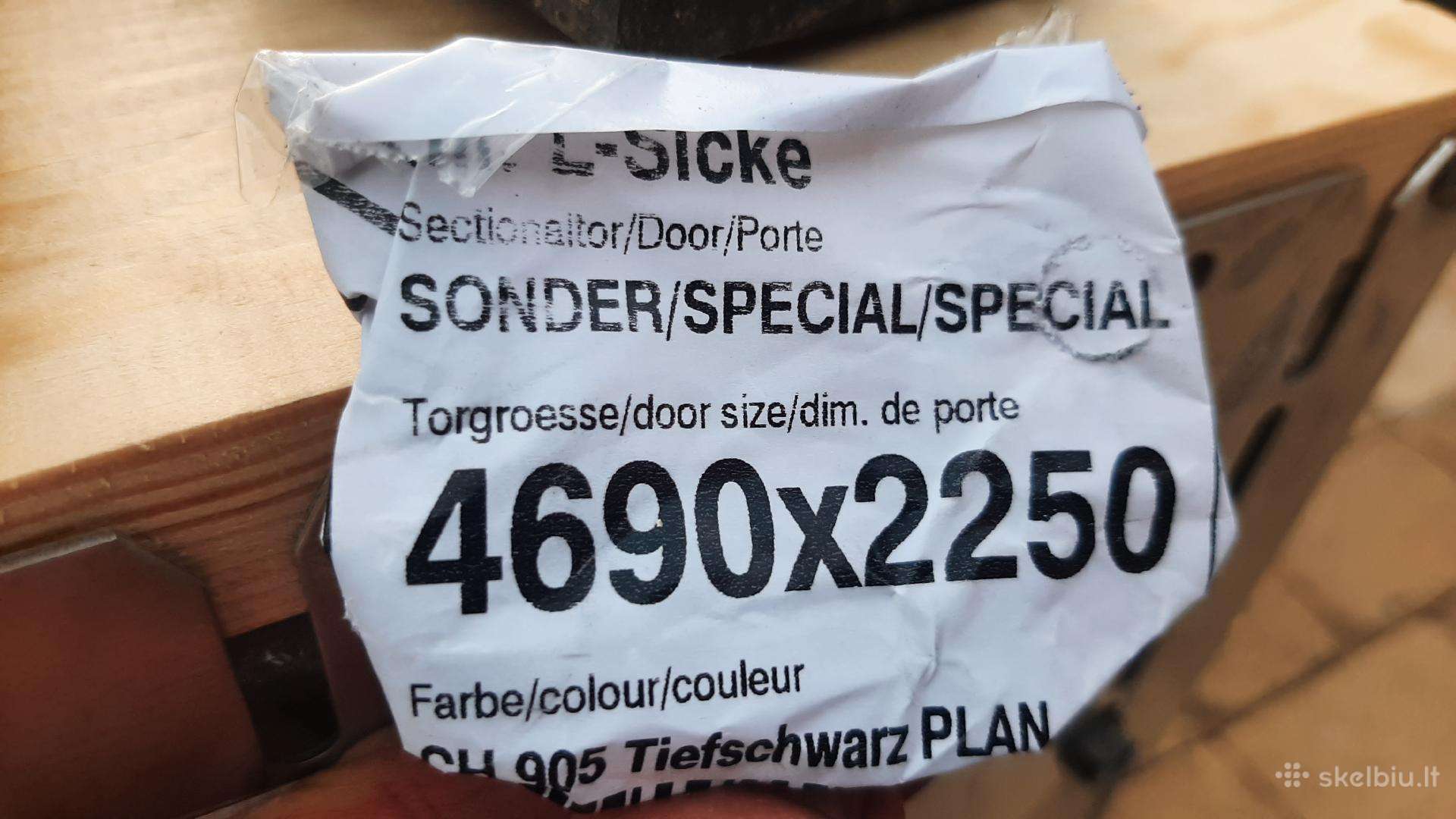 Pakeliami garažo vartai