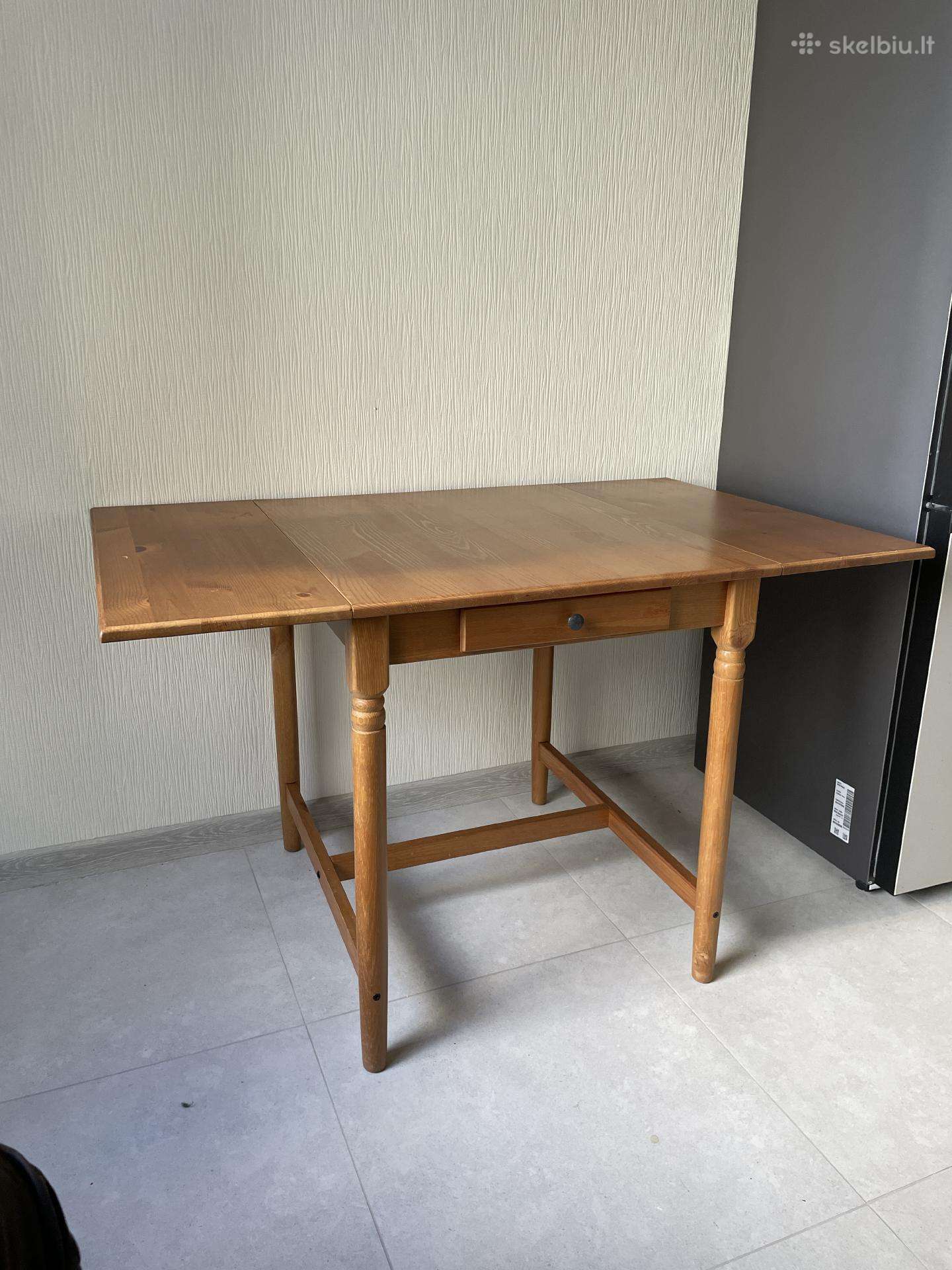 Ikea virtuvinis stalas (sulankstomas)