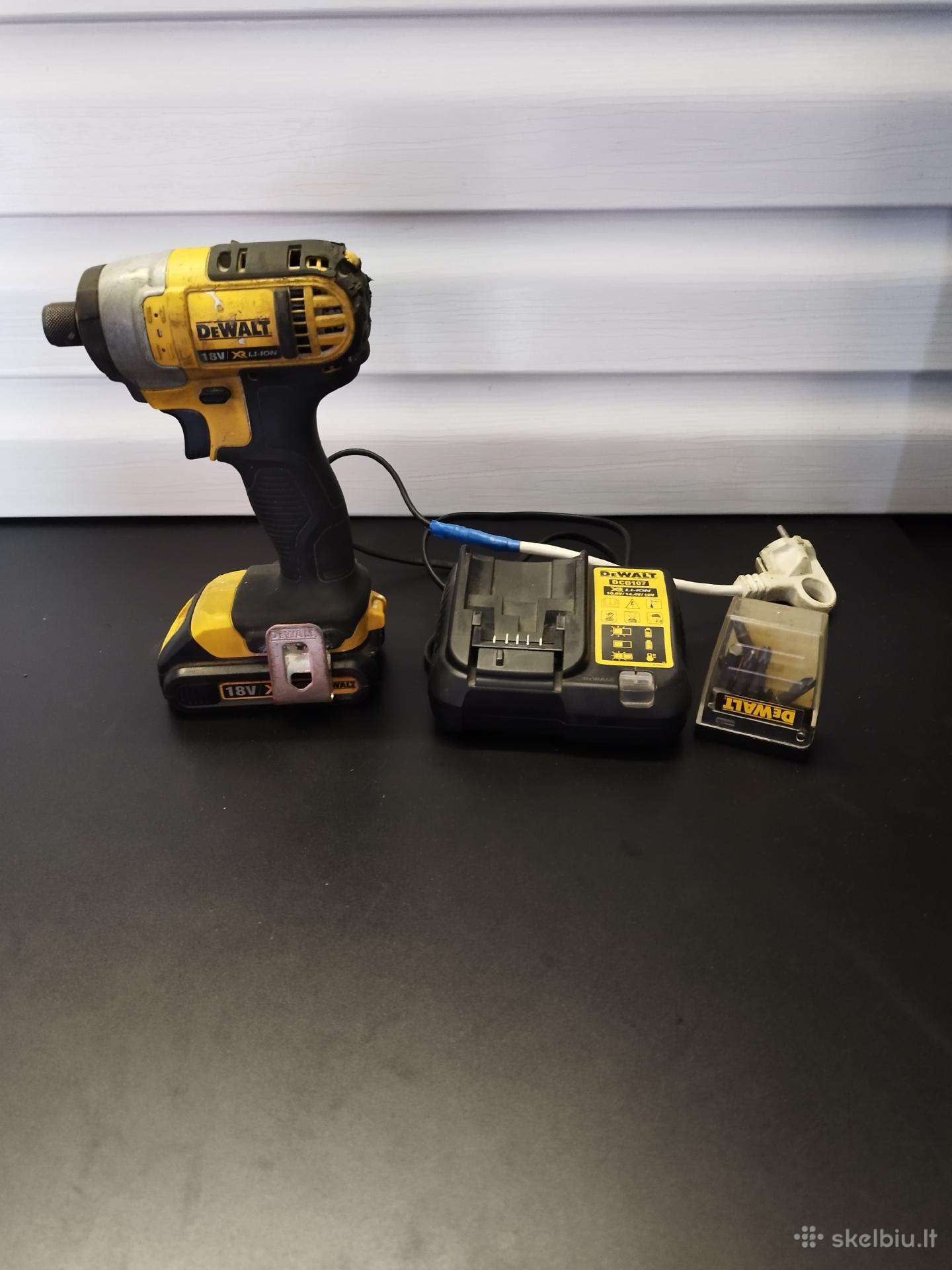 Dewalt dcf 885