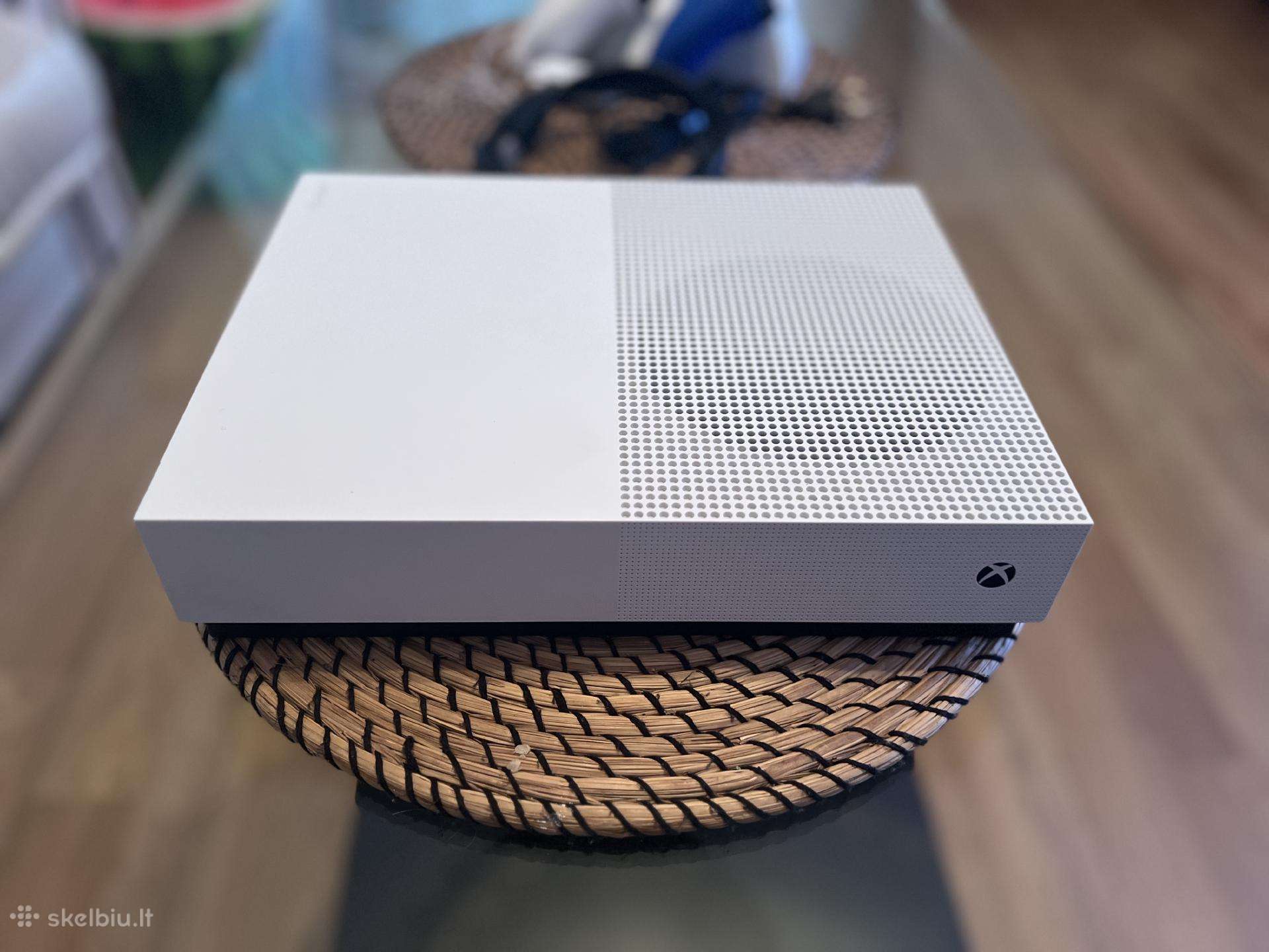 Xbox One S digital 1tb versija 1681