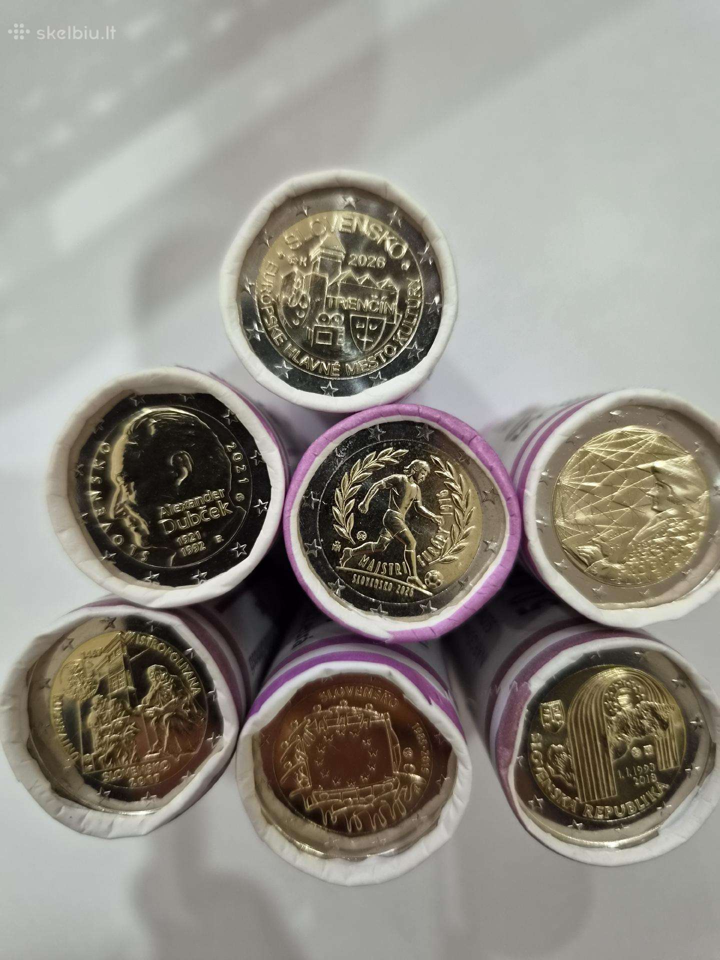 Slovakijos 2€ proginių monetų rulonai