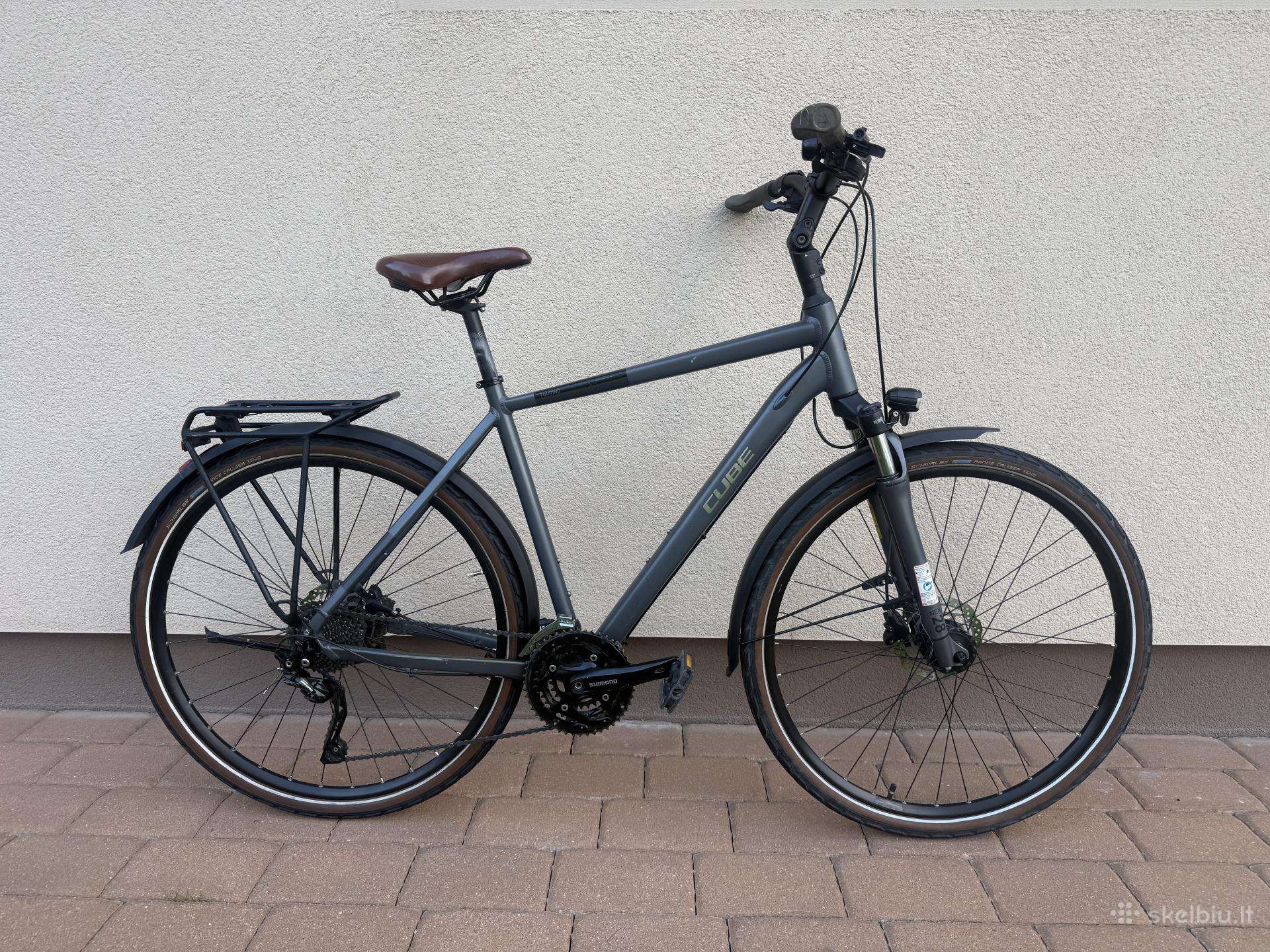 Cube Touring
