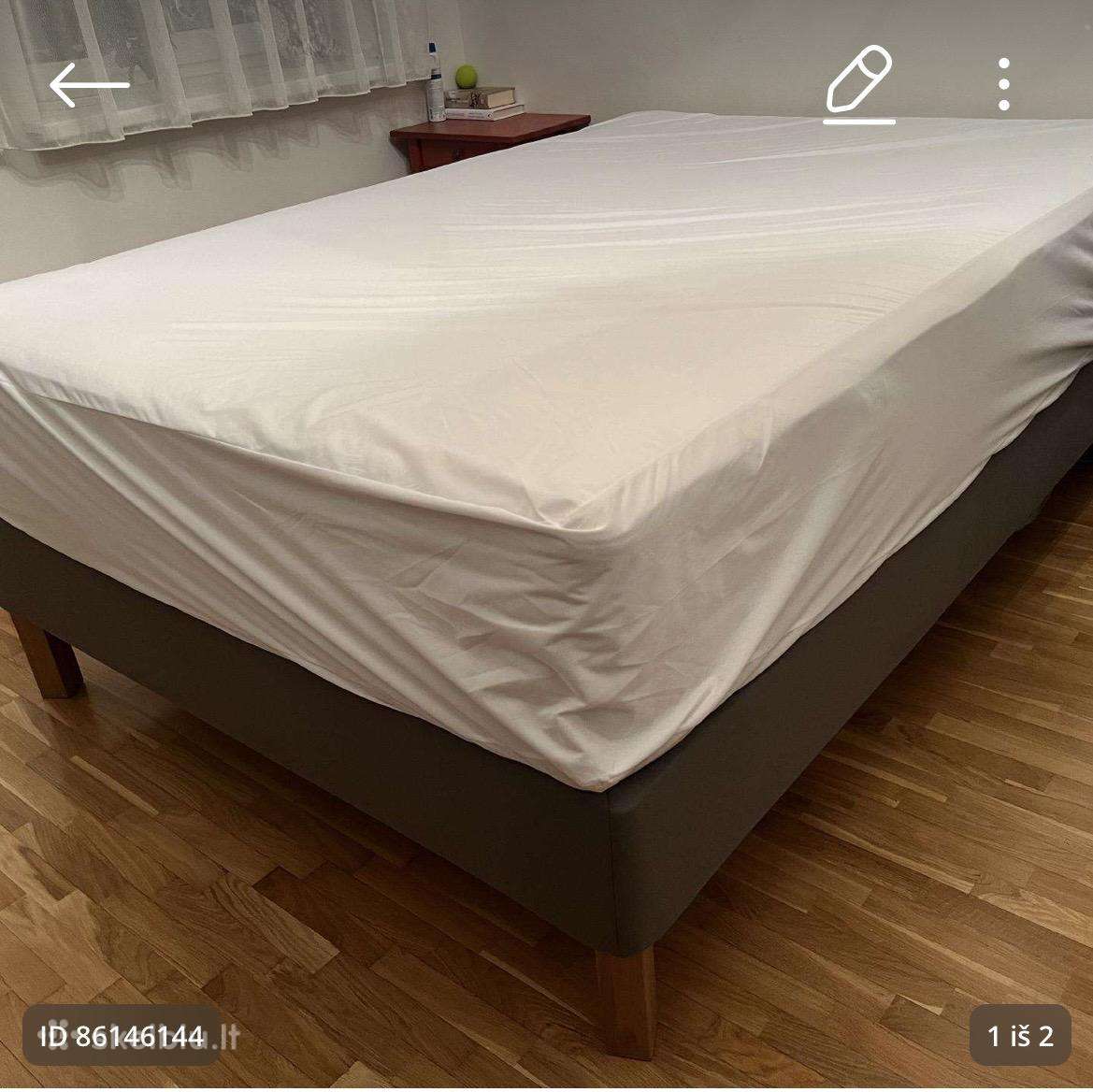 Ikea lovos rėmas