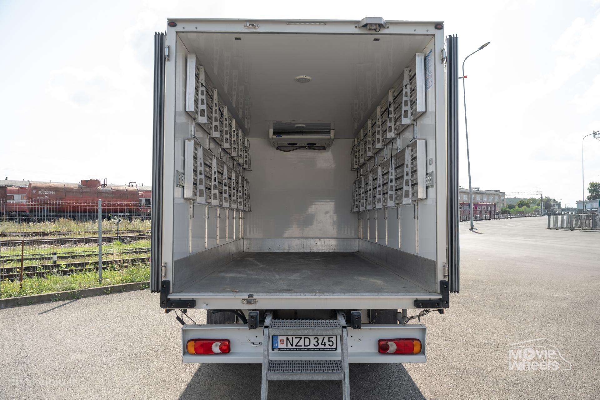 Mercedes-Benz Renault Master, cargo van